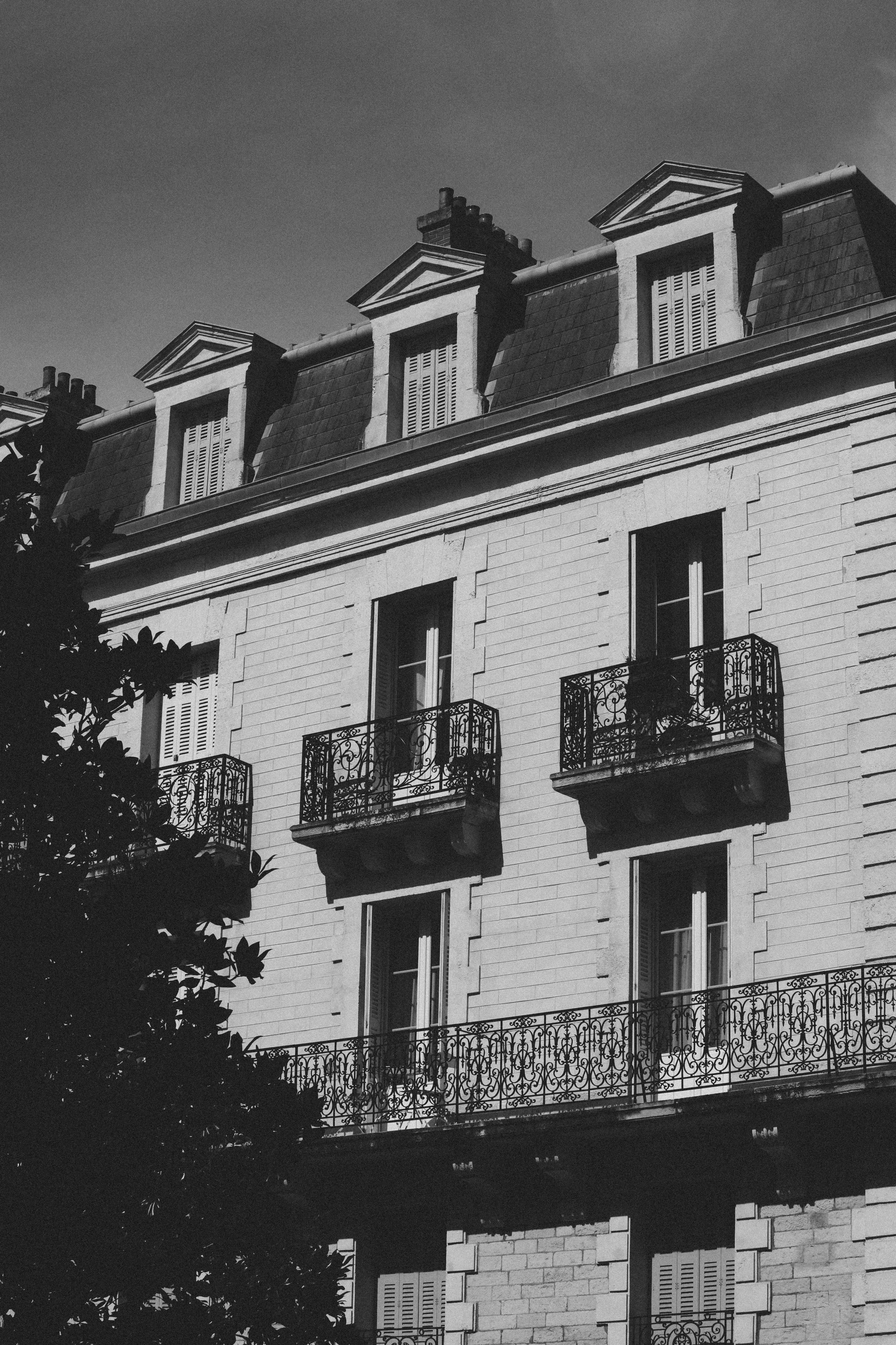 biarritz building 4 copy.jpg