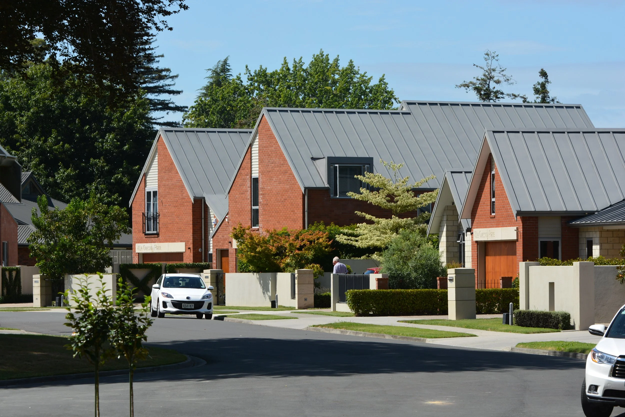Le Quesnoy Place, Townhouse view from the street, Cambridge