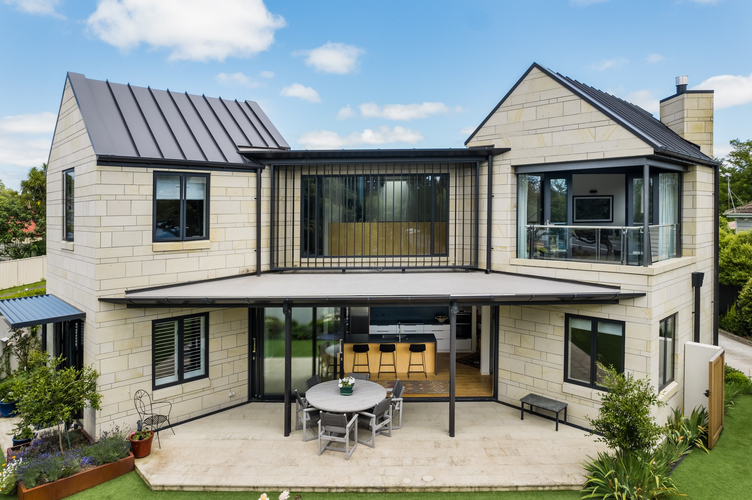 Papillon Townhouse Cambridge Waikato PAUA Architects
