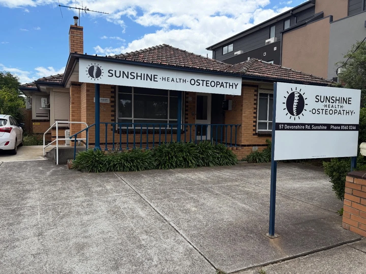 Hard to believe that January is already done and dusted and thought it is a good time to reflect on 2025. Which was an extremely busy and enormous year personally and professionally for the Sunshine Health Osteo team, 
We moved into our new Clinic!  