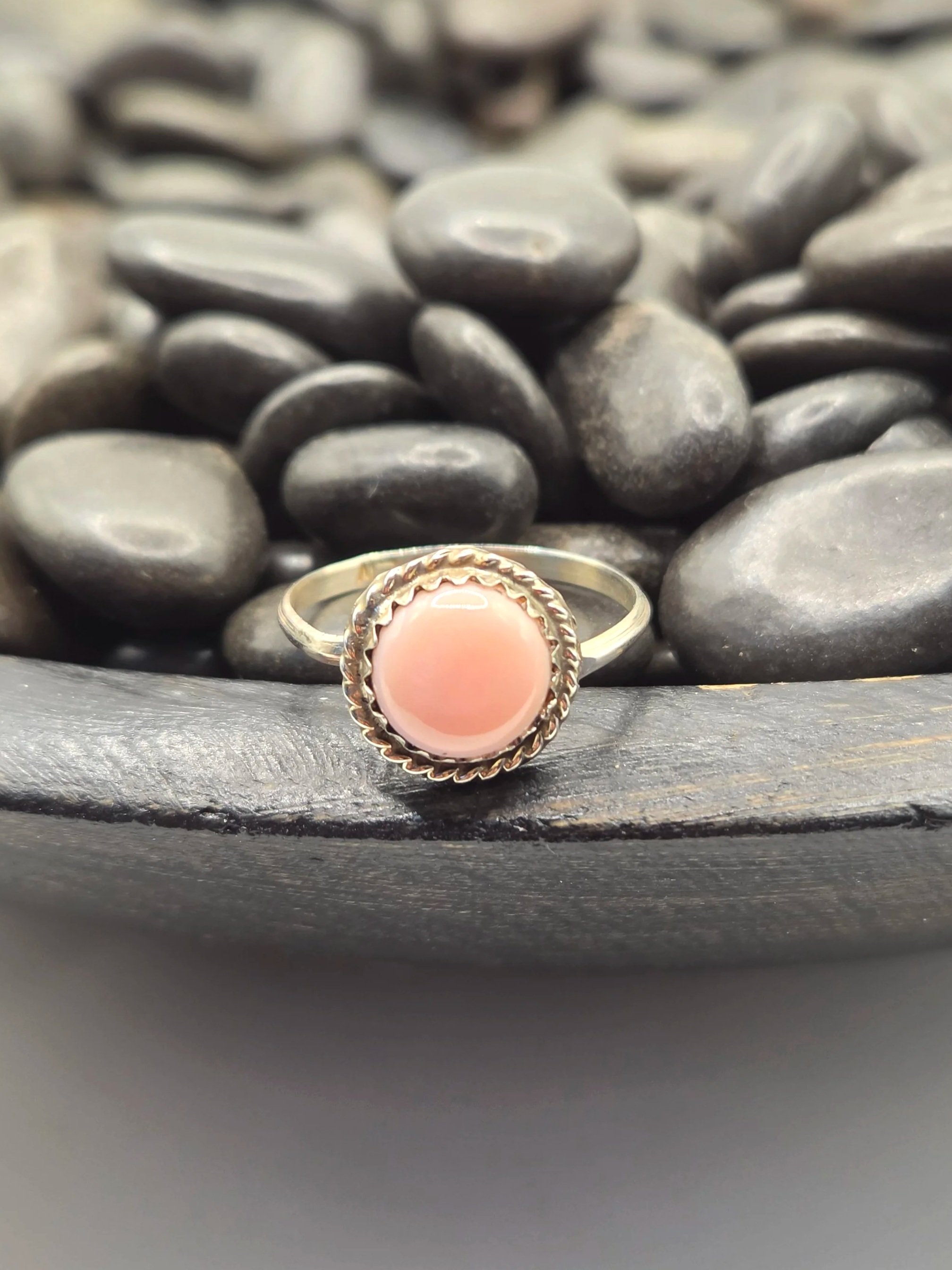 Sterling Silver Pink Conch Size 6 Ring - Native American