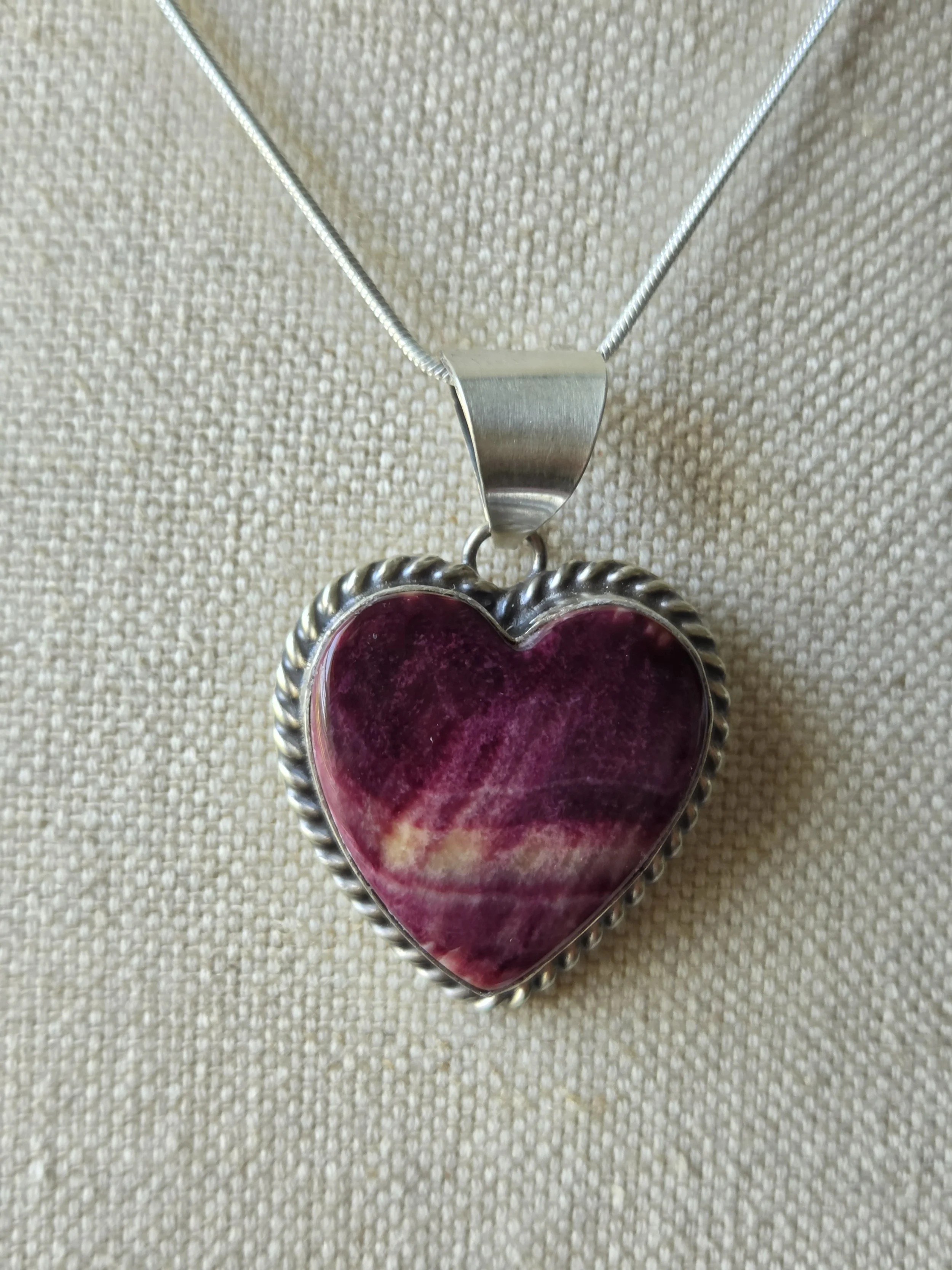Sterling Silver Purple Spiny Oyster Heart Necklace - Native American