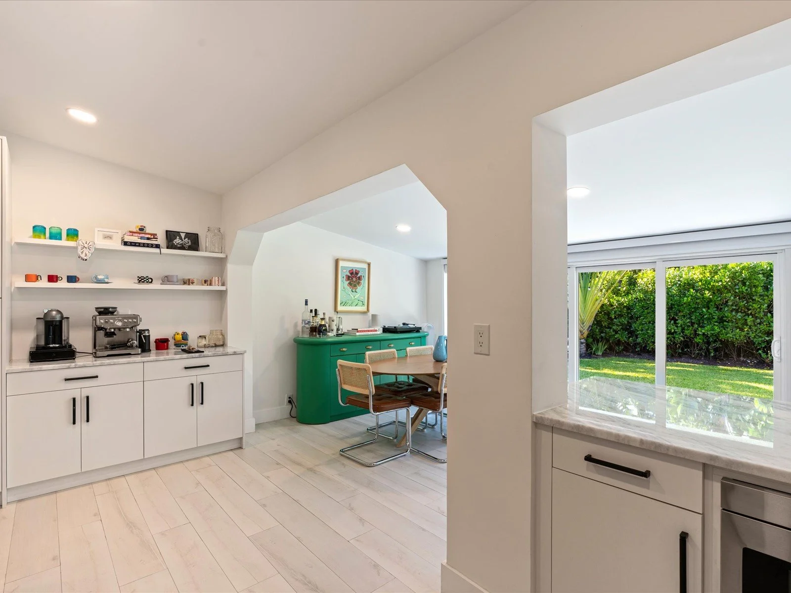 48-Kitchen & Dining.jpg