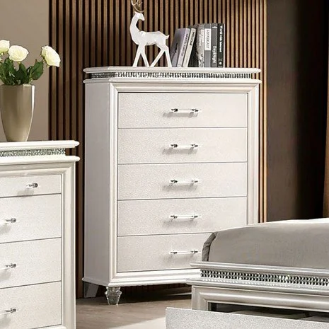 Maddie Pearl Chest