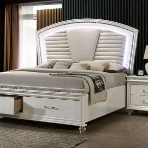Maddie Pearl Bed