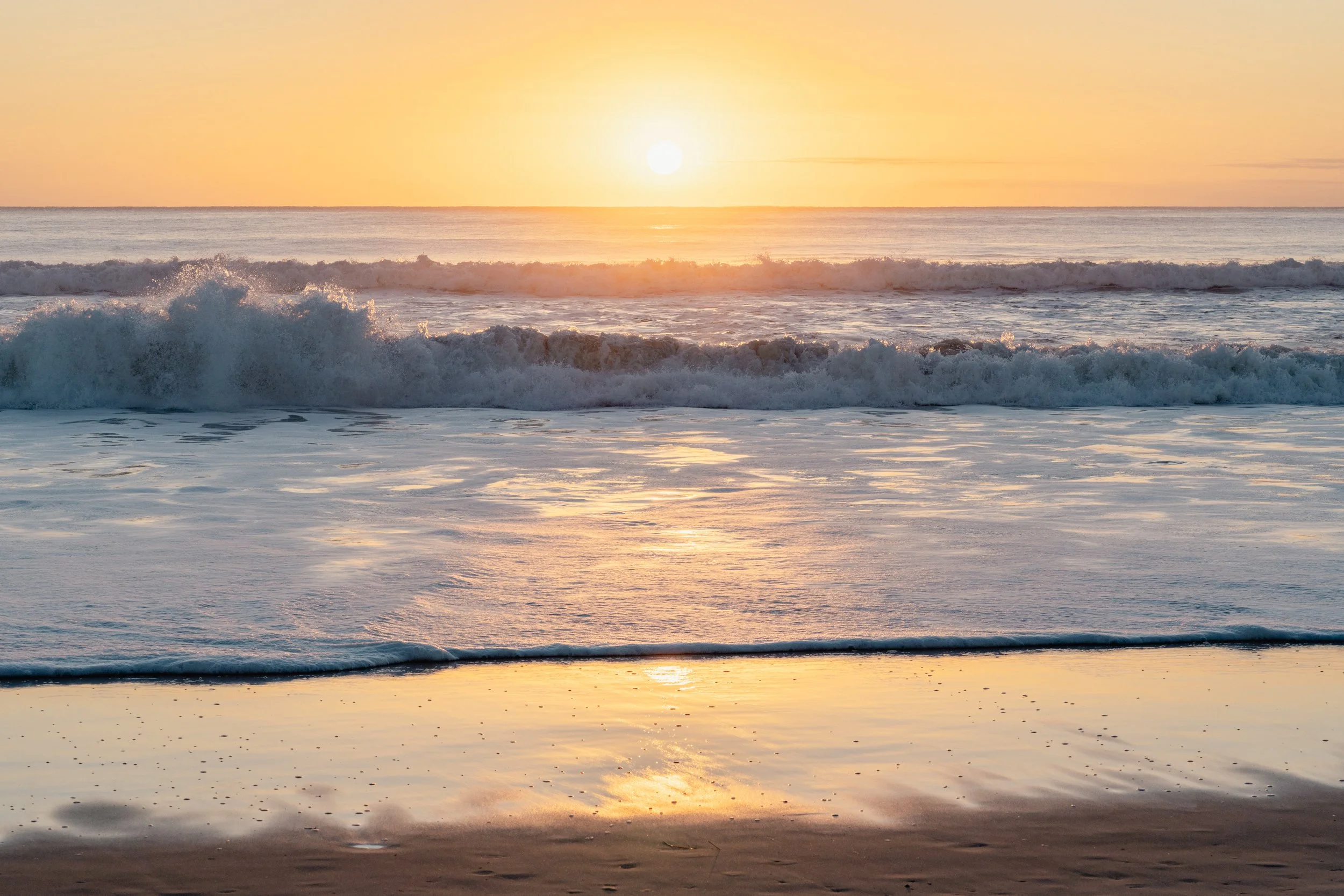 Golden Tide | Rainbow Beach
