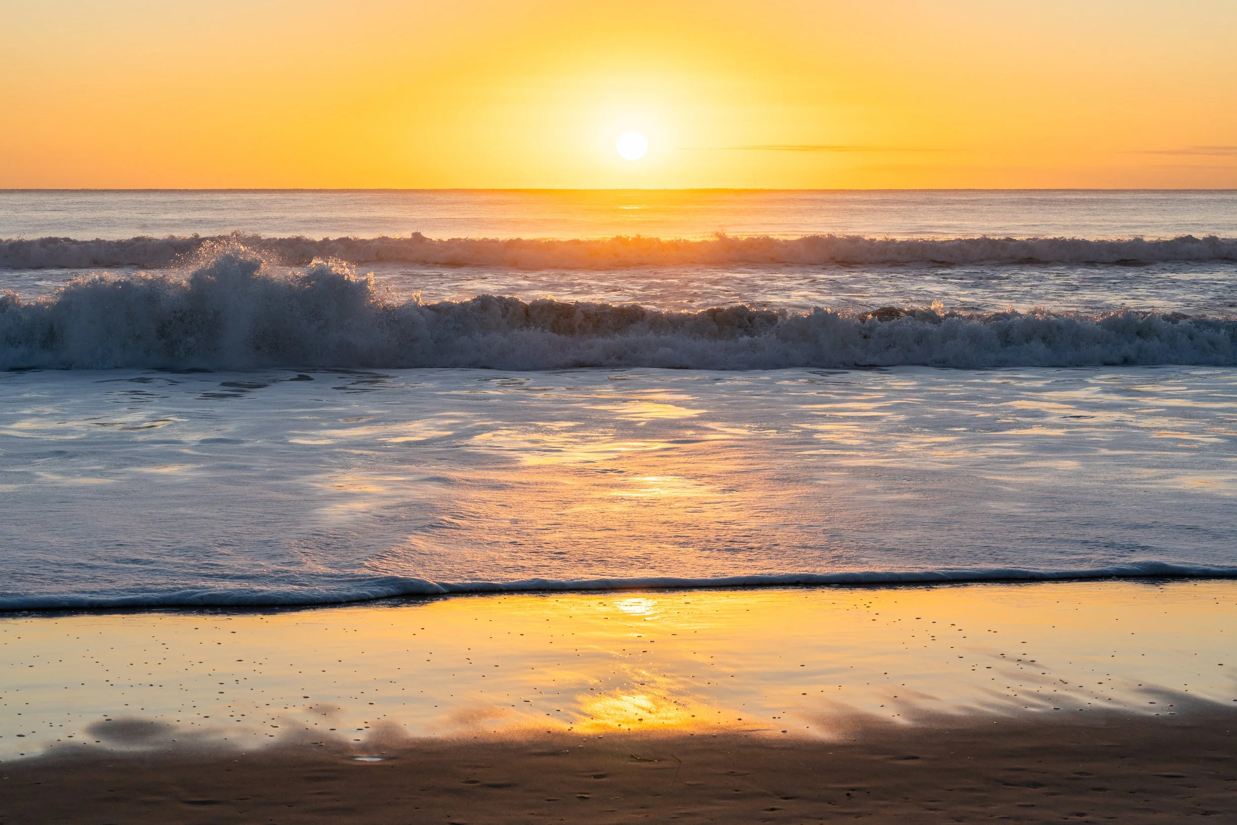 Golden Tide | Rainbow Beach