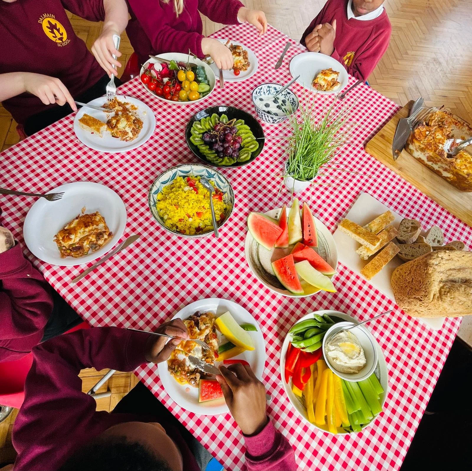 Bloom Community Kitchen appointed as Dalmain’s new school lunch and food education provider!