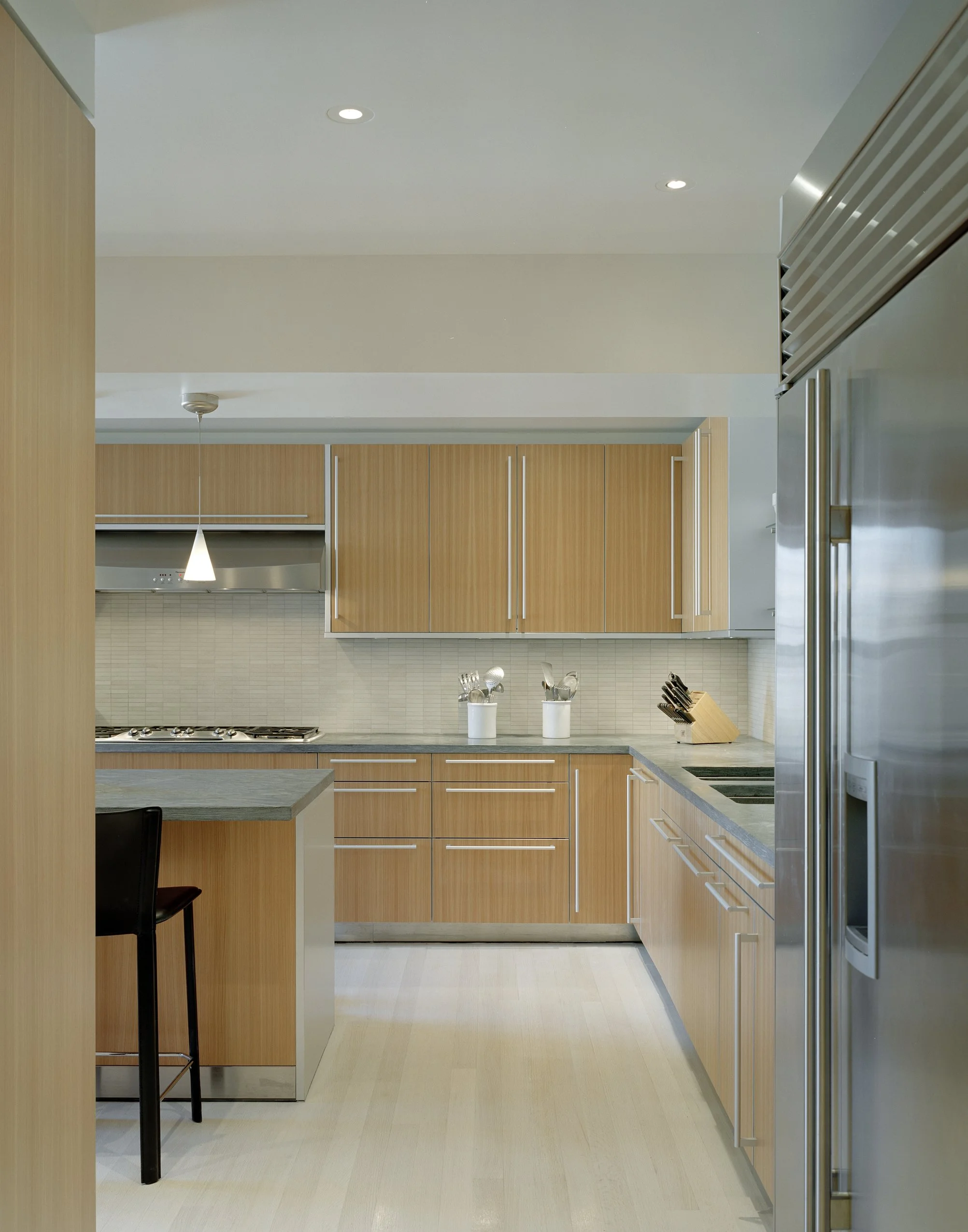05. 400WEA_Kitchen_1.jpg