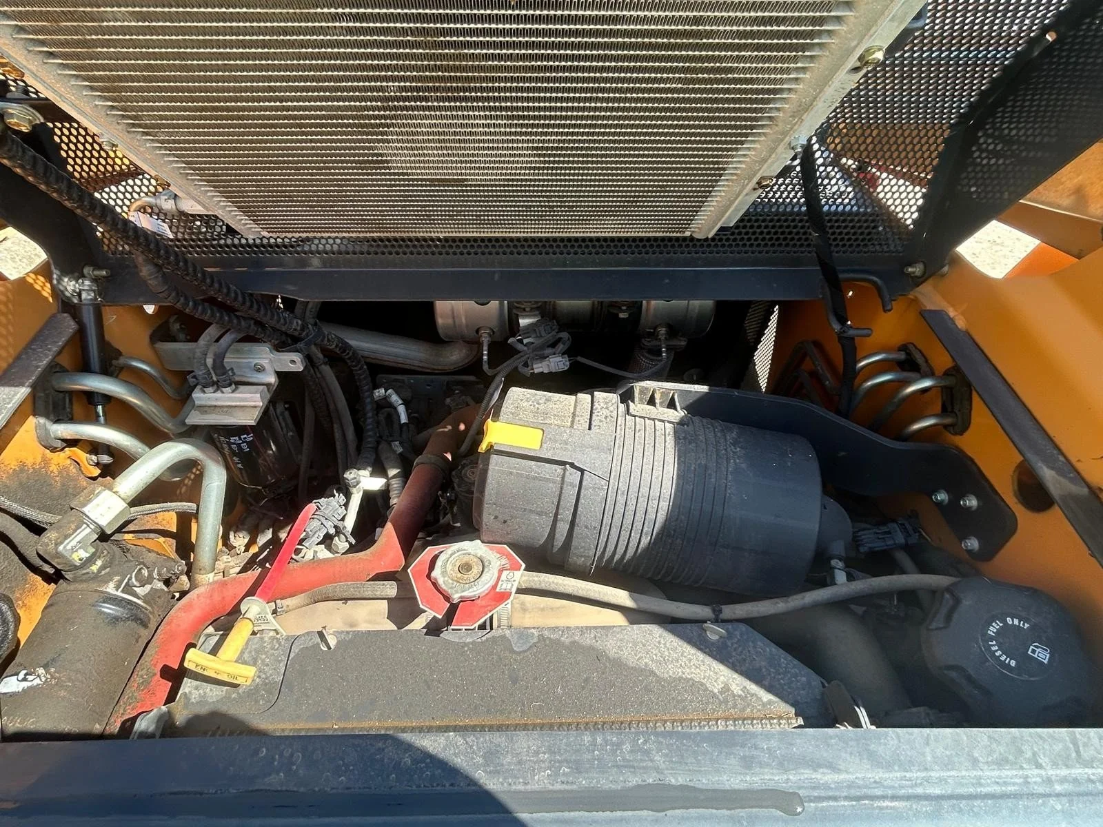 2021 CASE SR175B Skid Steer 7.jpg