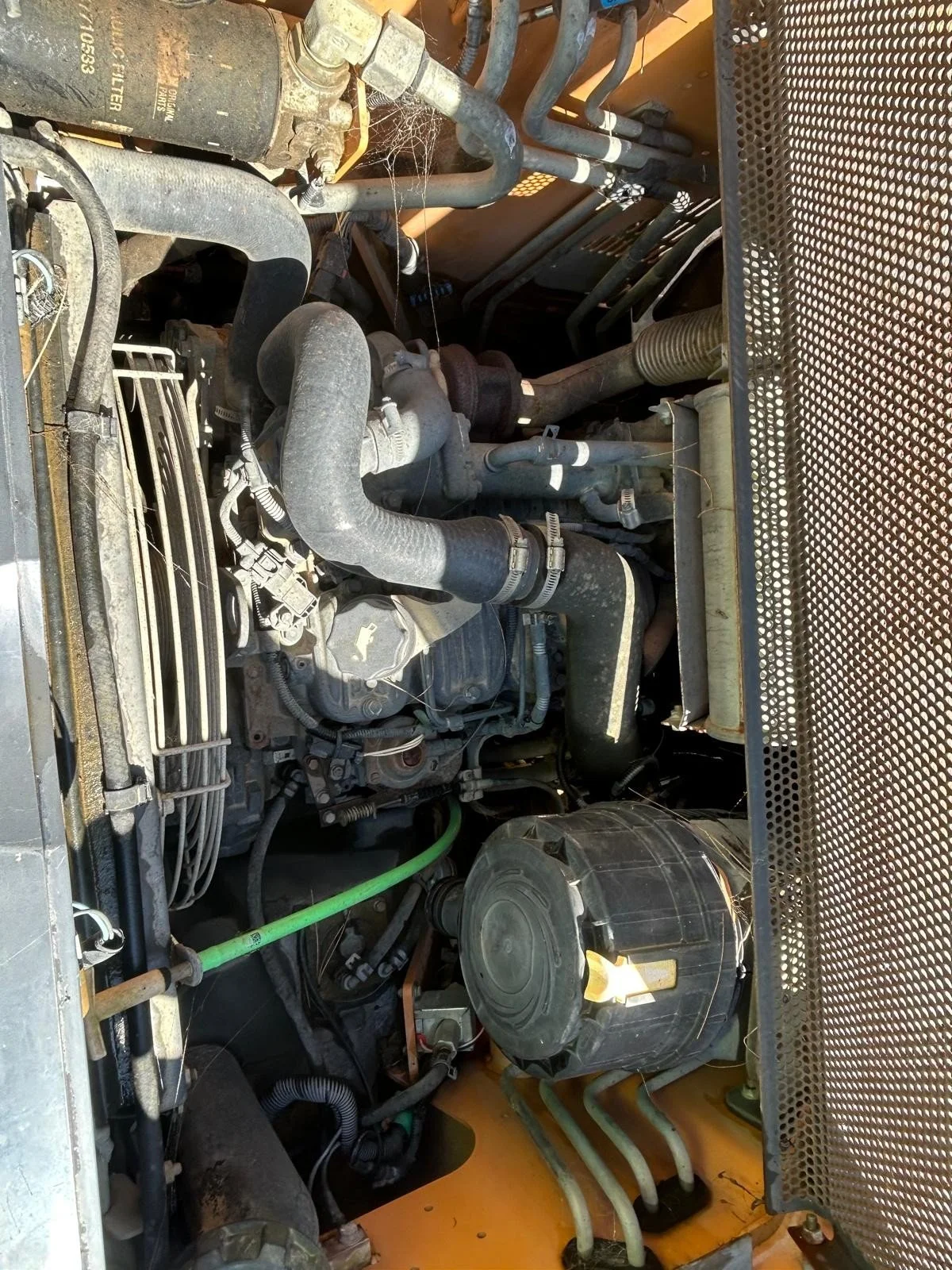 2016 CASE SR200 Skid Steer 9.jpg