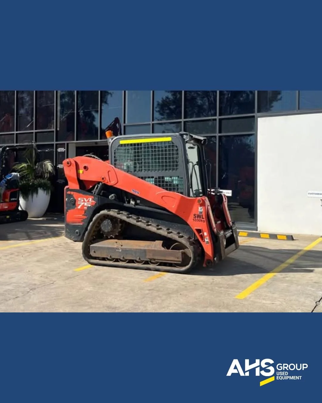 2016 Kubota SVL75 Track Loader 

Price: $49,900 + GST 

Hours: 2,107

The 2016 Kubota SVL75 Track Loader is a powerful and dependable machine designed to handle a wide range of construction, earthmoving and landscaping applications. With only 2,107 h