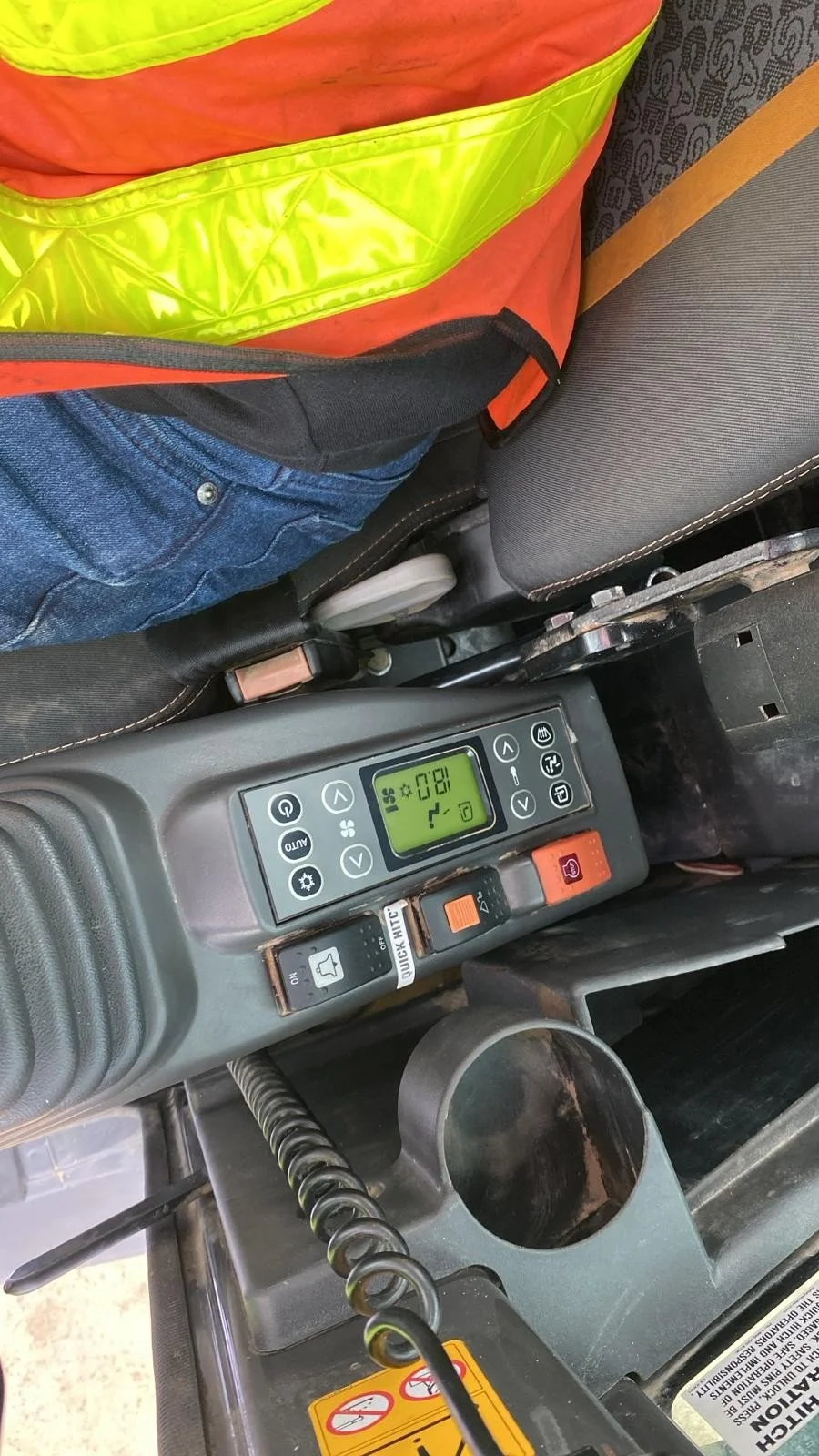 2023 CASE CX235 - 750046923 10.jpg
