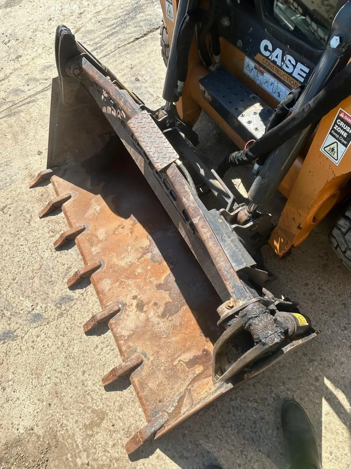 2021 CASE SR175B Skid Steer 6.jpg
