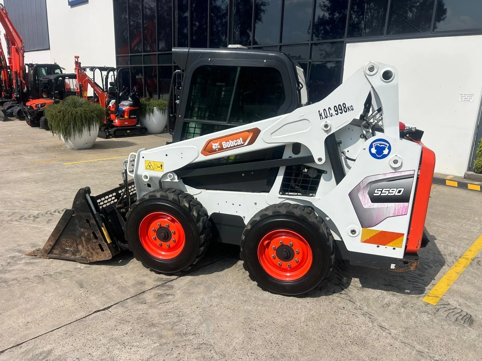 2023 Bobcat S590 Skid Steer 5.jpg