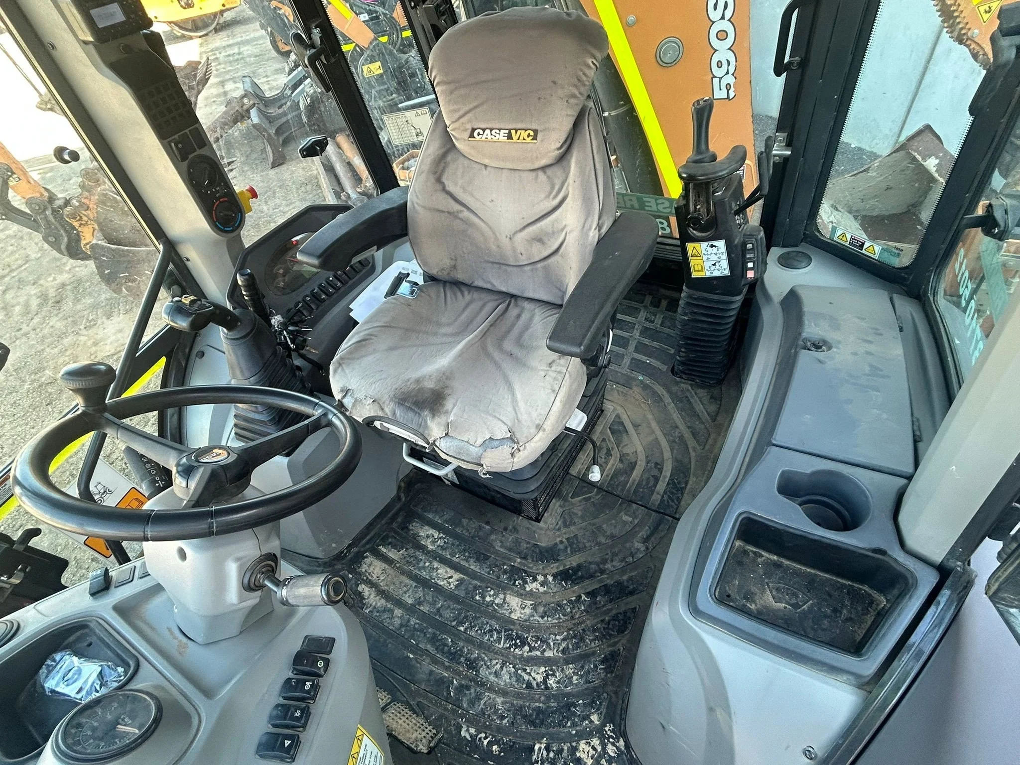 CASE 590SV Backhoe Stock #750041822 _ V7.jpg