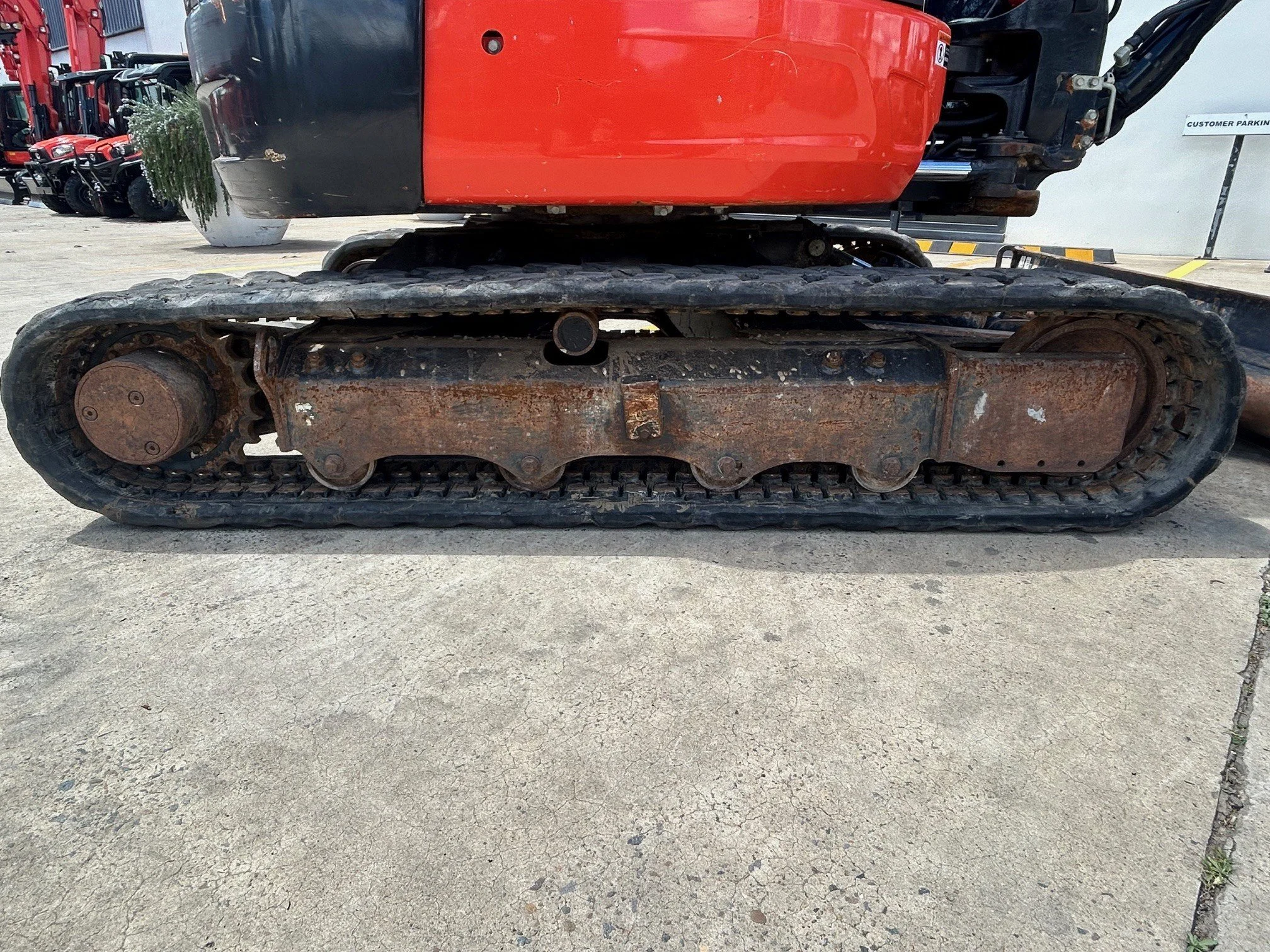 U35-4 Excavator 7.jpg