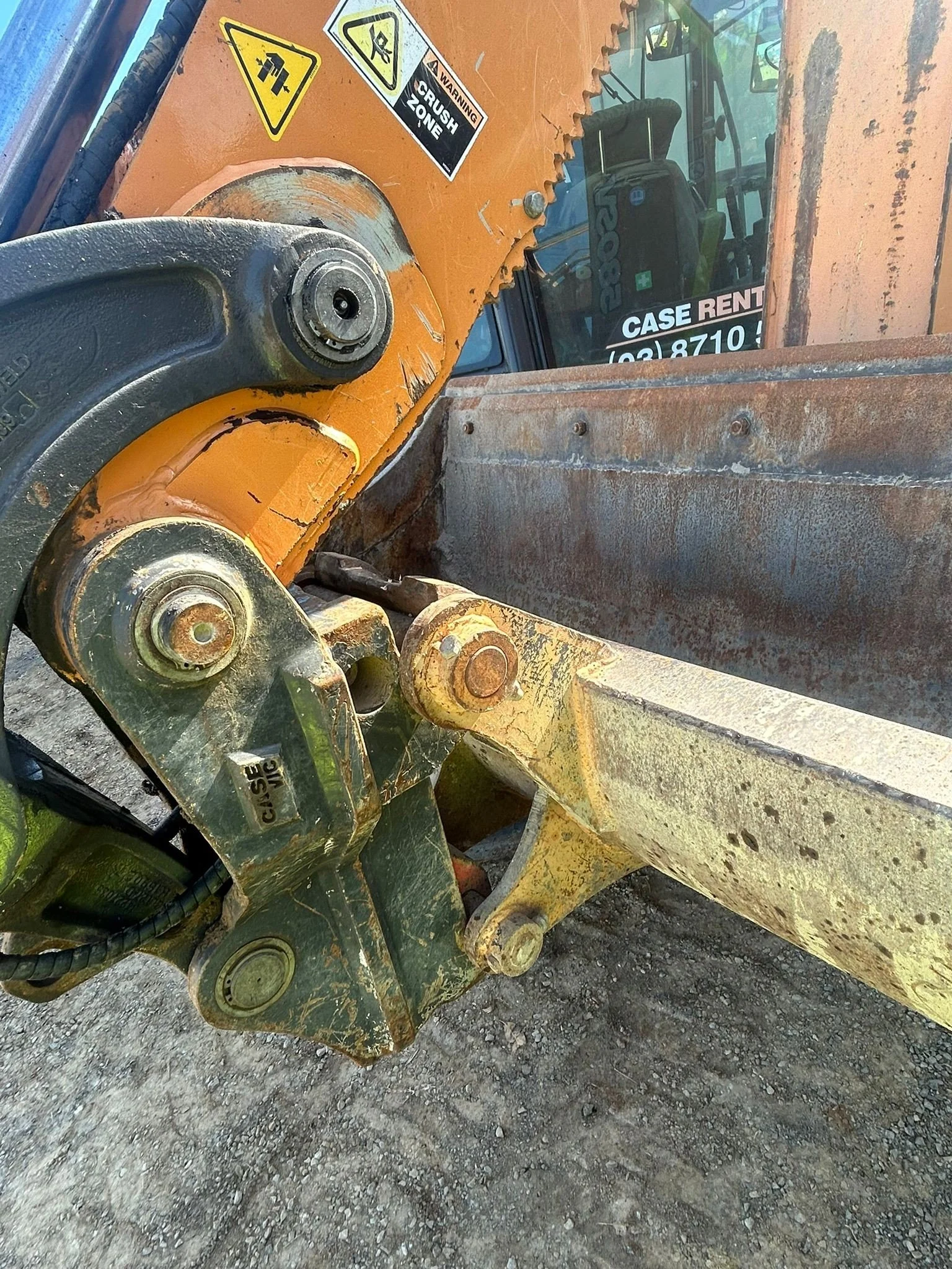 CASE 580SV Backhoe Stock #750027123 4.jpg