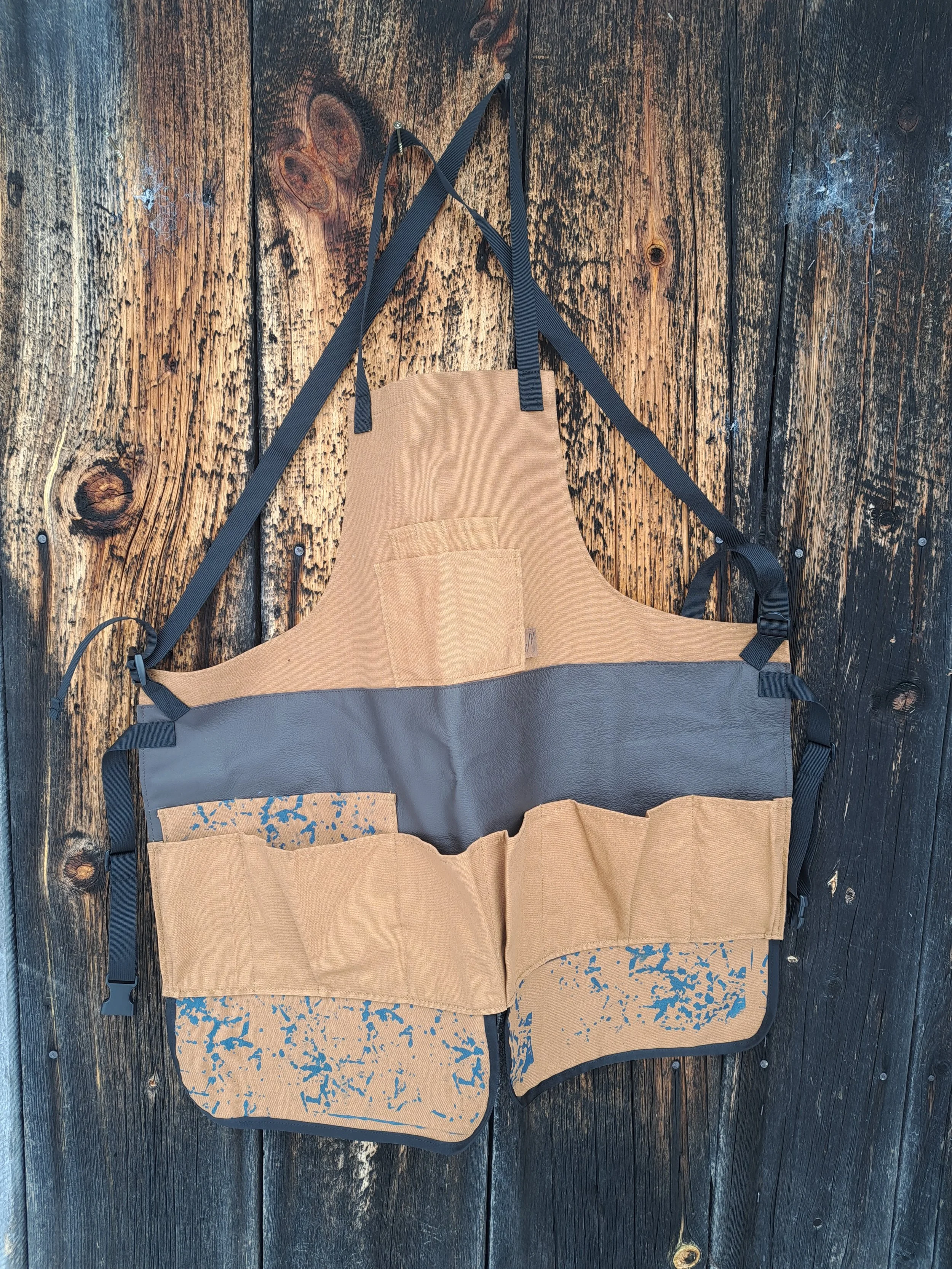 Chicken Print Carpentry Apron