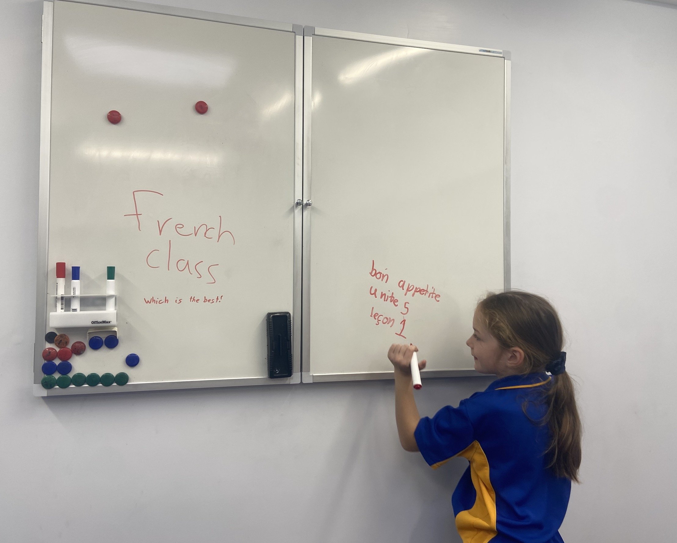 Kids write French class is the best