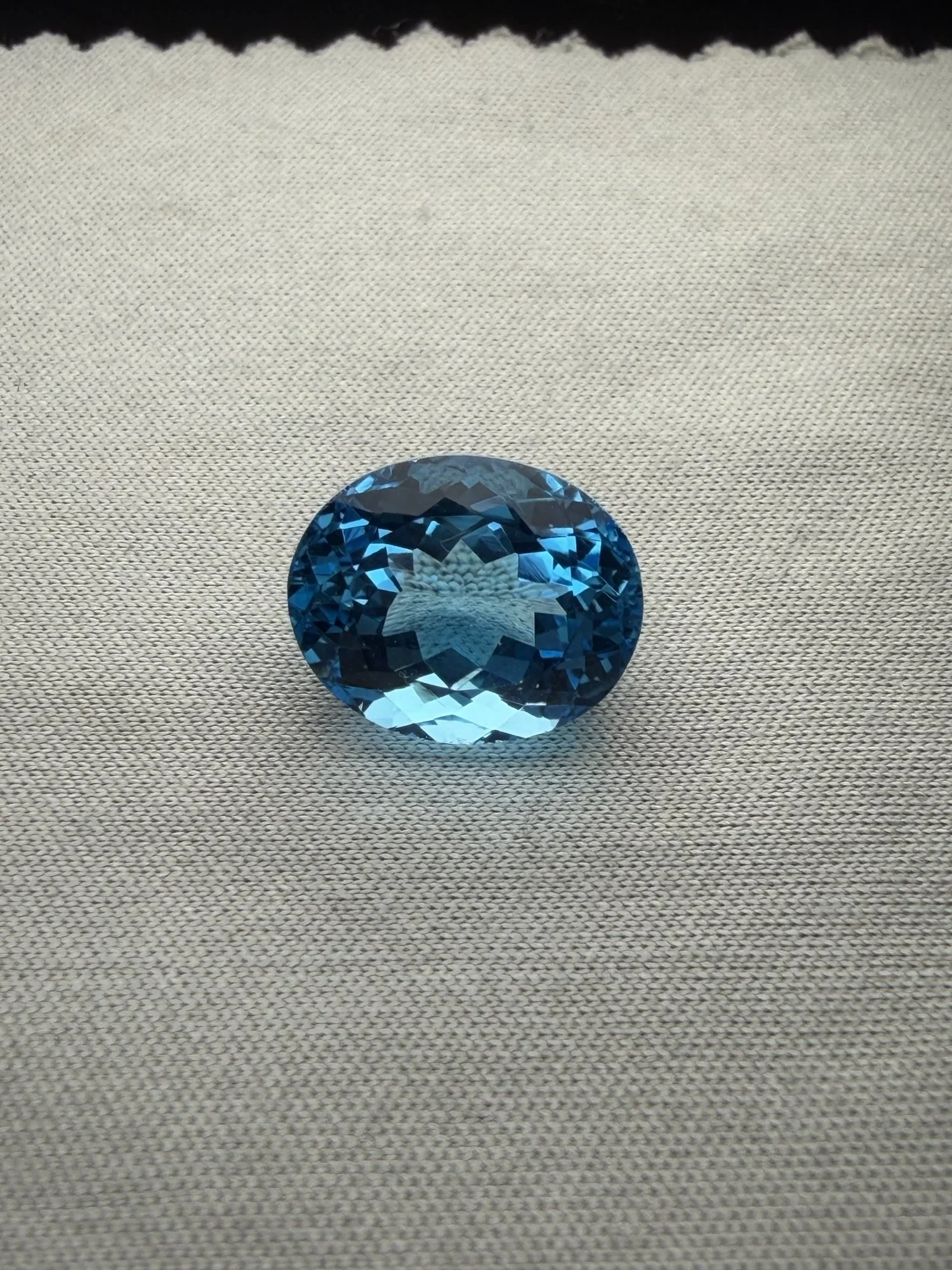 7.85ct Natural Blue Topaz