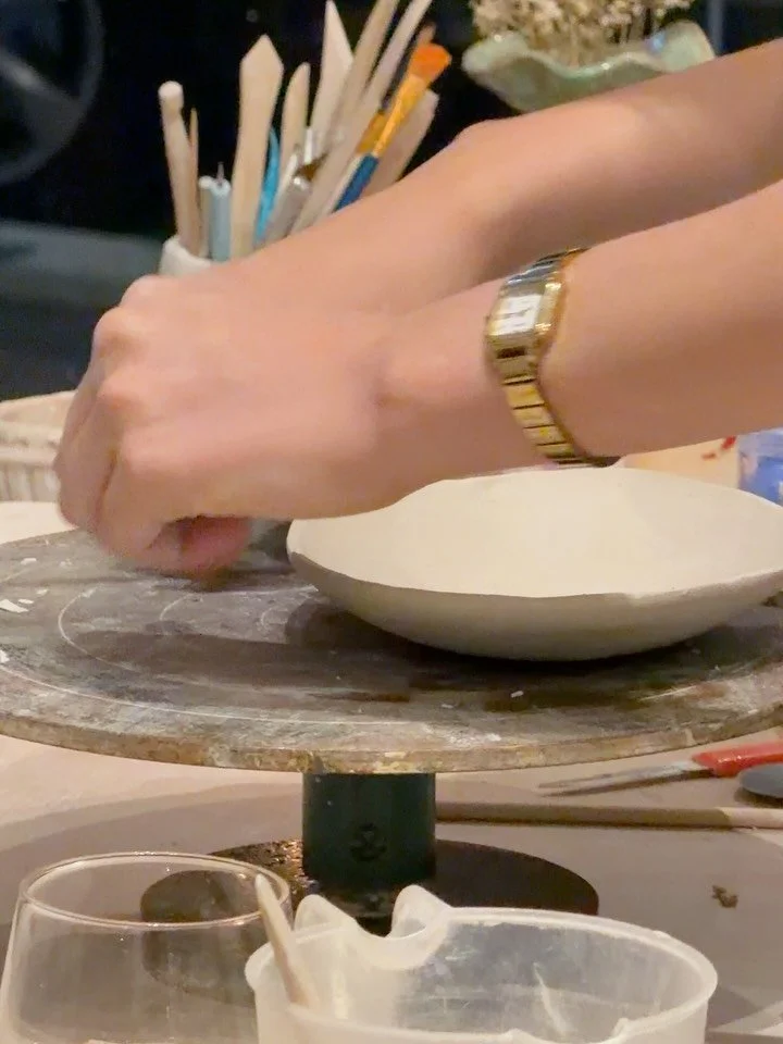 Join us for cosy hand building vibes in the studio tomorrow morning and evening, the perfect activity for this chilly weather 🕯️

#handbuilding #pottery #potteryclass #rainyday #sydney