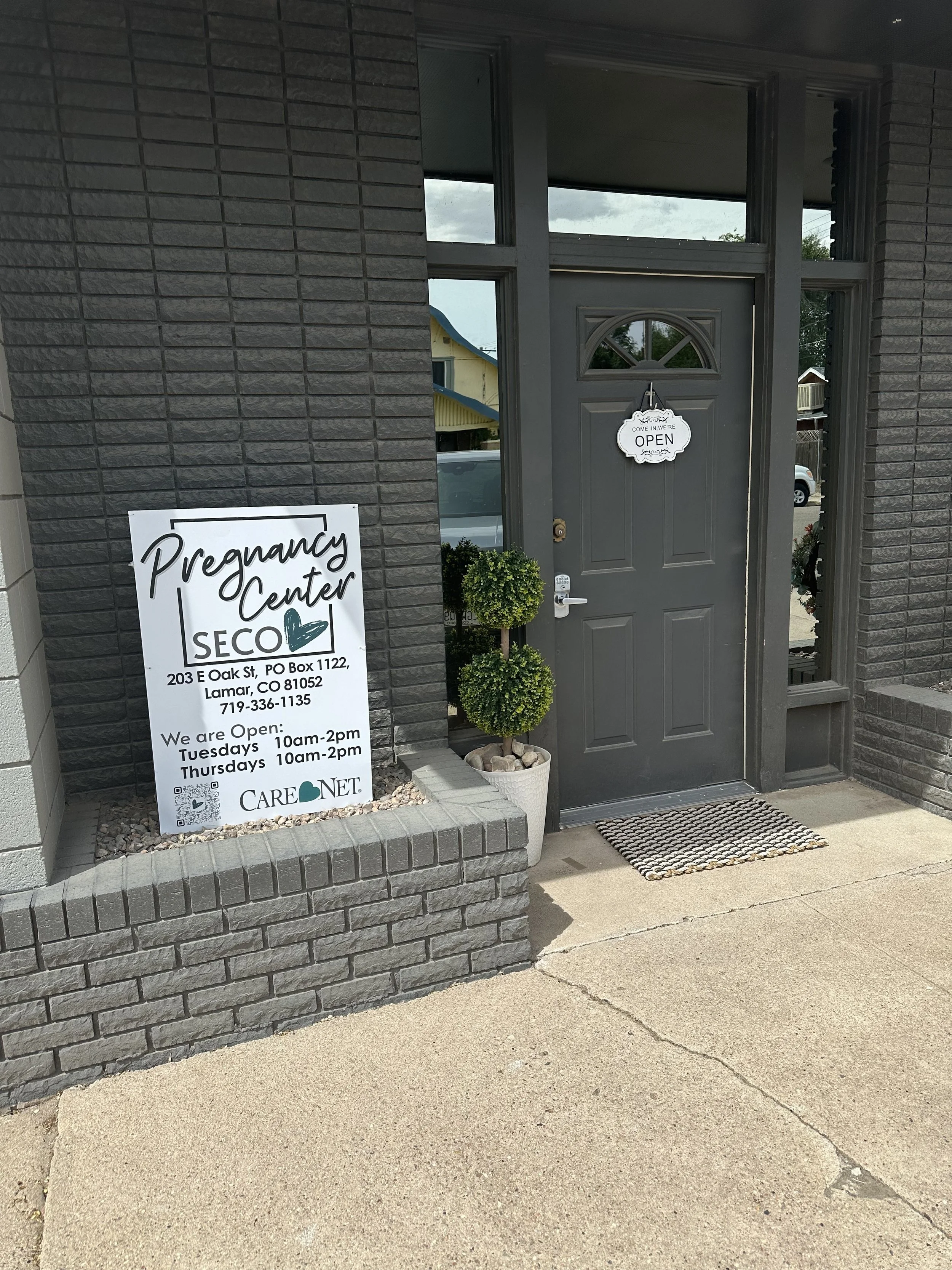 Front entrance to Pregnancy Center SECO