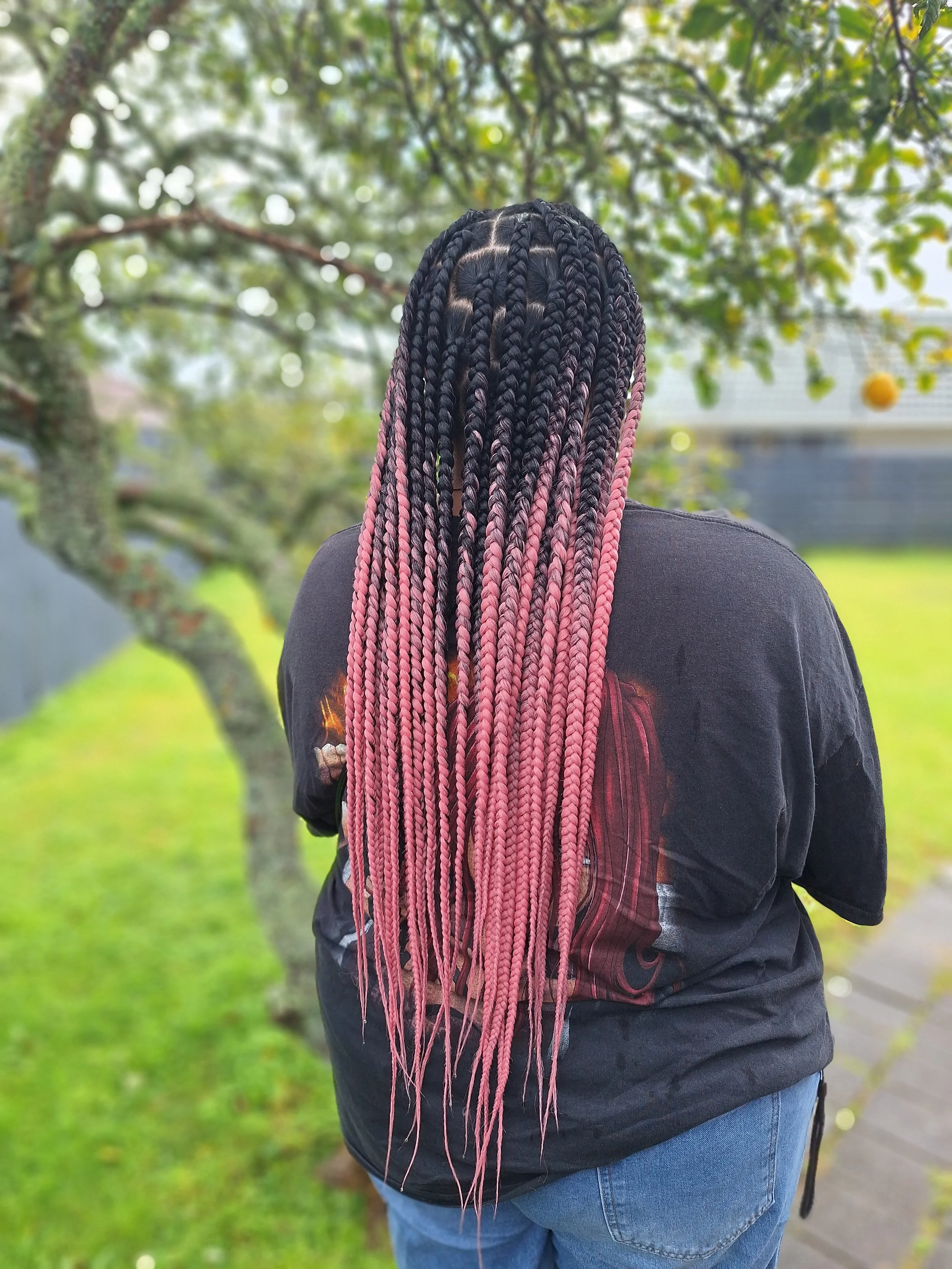 Large Knotless Braids