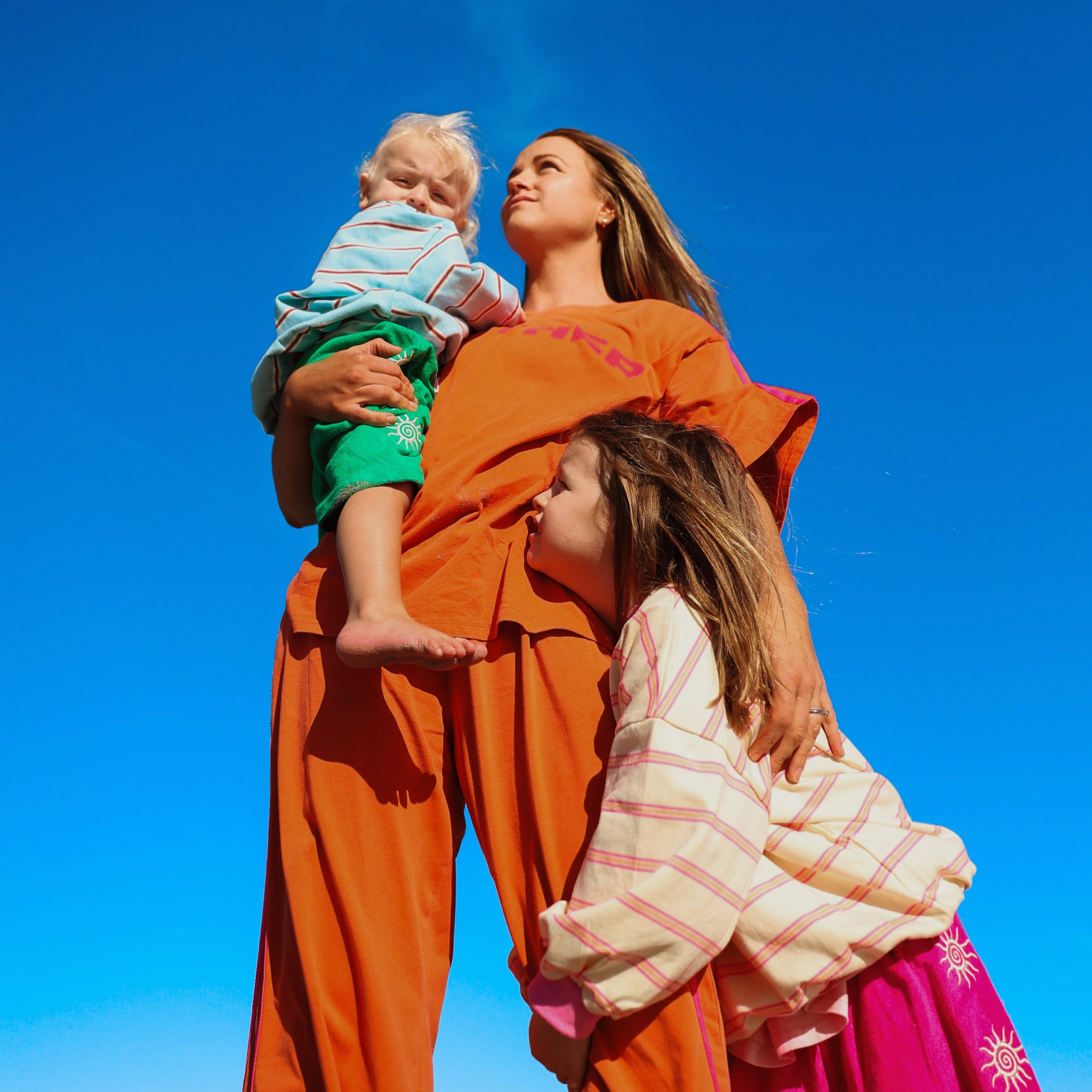 I used to think the only way I&rsquo;d get to have a shoot with @jadelewisphotography I&rsquo;d have to be preggers.

so when she released her motherhood minis you betcha I JUMPED at the chance. because being a mother is iconic and deserves to be mad