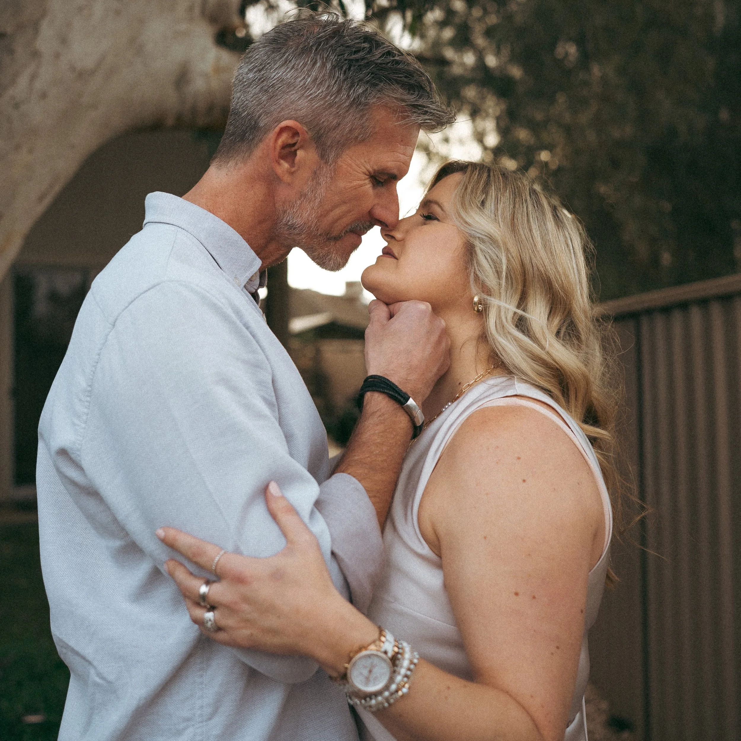 kat and paul asked me to capture them and their families for some formal photos before their small wedding celebration, but I managed to whisk them into to backyard for about 15 minutes to capture a moment for just the two of them 🤍 

proof that som