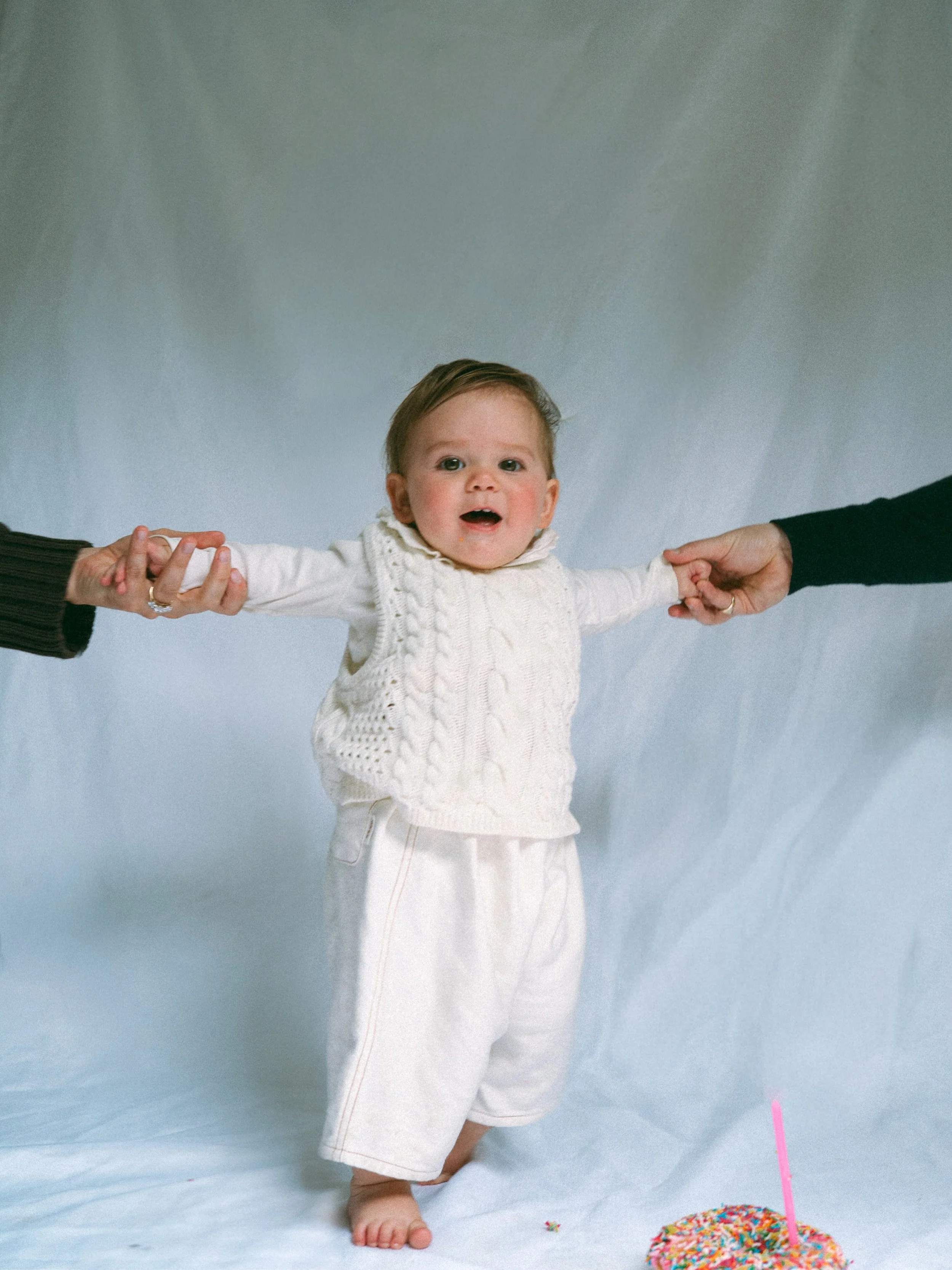 sorry but how could I ever choose just a handful of these to share?? delicious baby florence, celebrating her first birthday in my makeshift home studio 🫶🏻