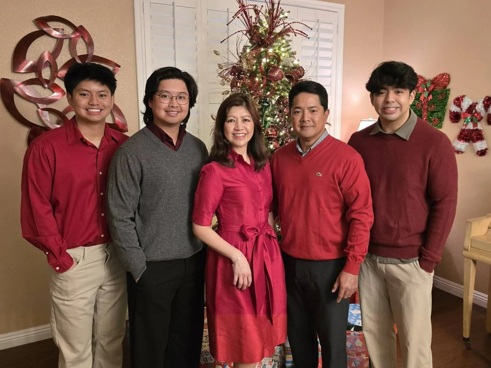 SantiagoFamily.jpg