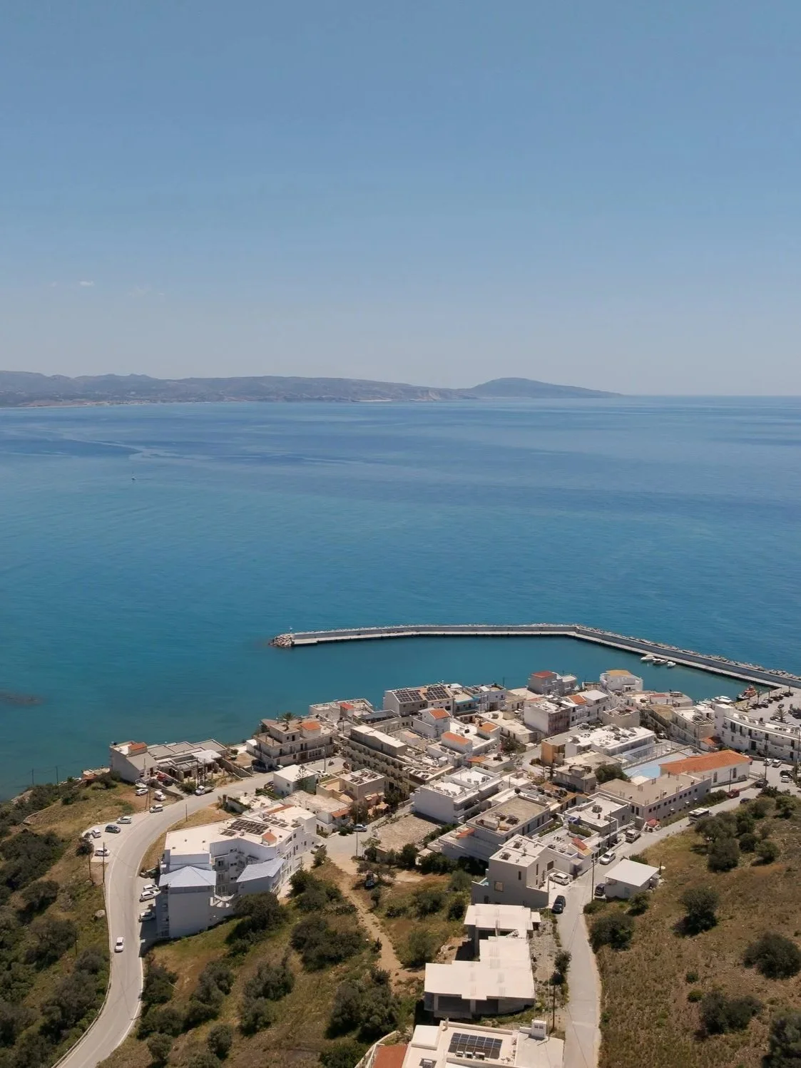 What to Do in Agia Galini: Harbor evenings, hidden beaches, mountain roads and the slower side of Crete