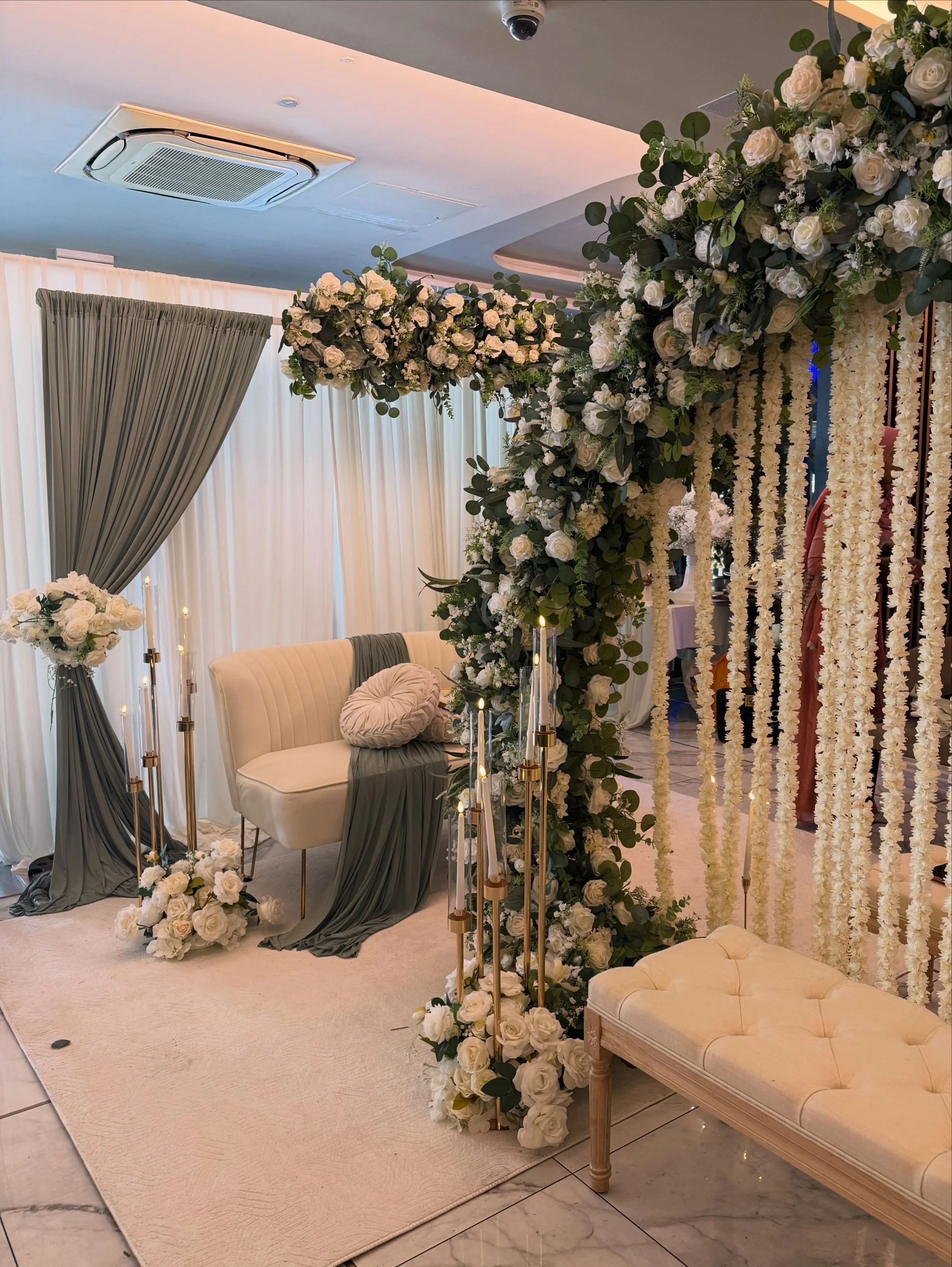 Our signature floral package in white and sage green with a matching Nikkah arch for our stunning bride 🤍💚
DM for enquiries 

#wedding #decor #nikkah
