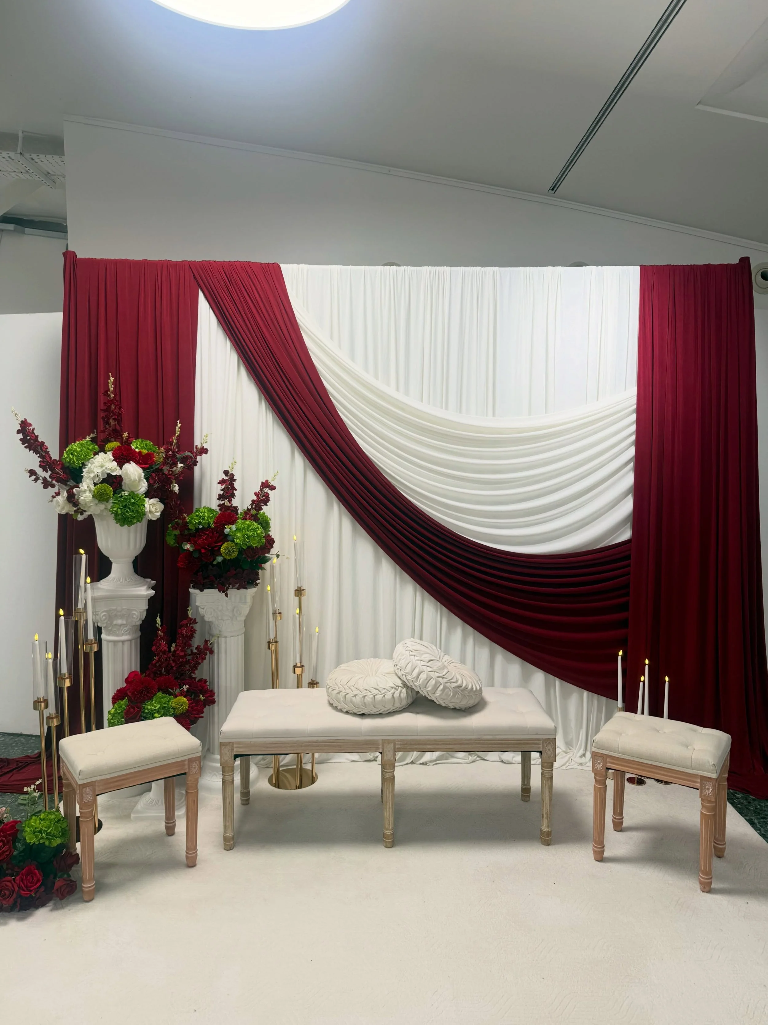 A luxury draped setup for a Nikkah 🤍

#decor #nikkah #wedding