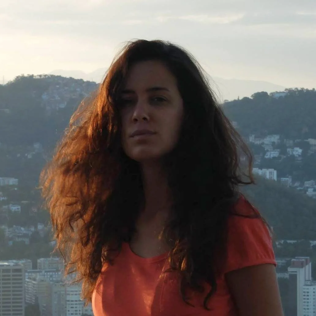 Laure Martin portrait réalisé au Brésil qui illustre d'où elle parle