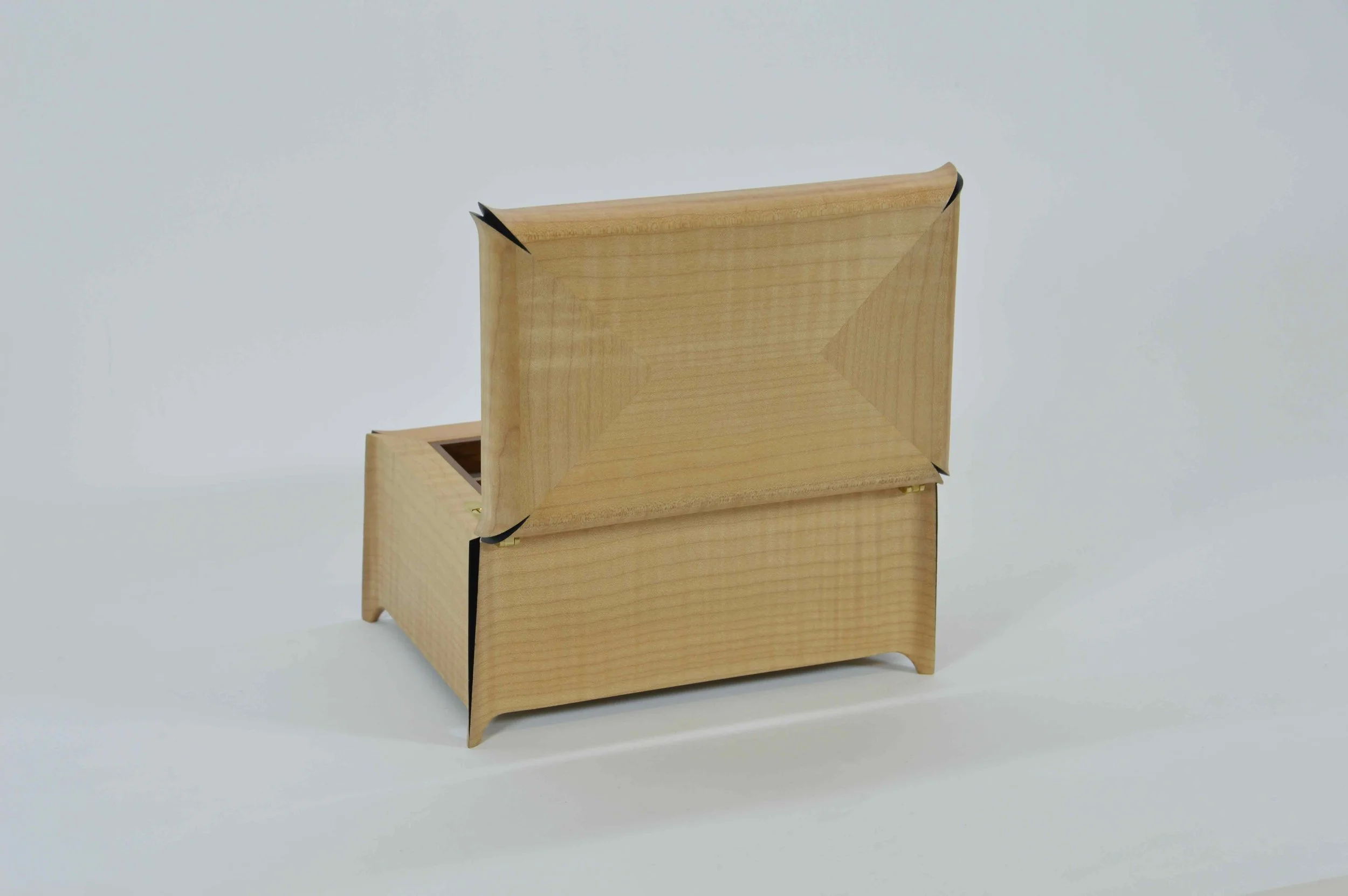 BOX 6.jpg