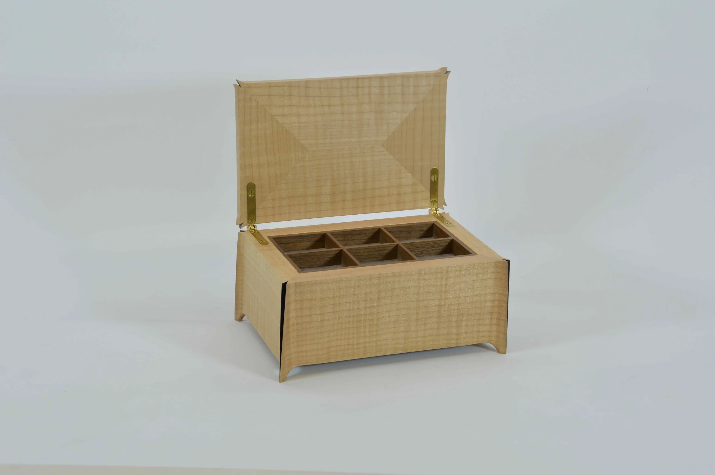 BOX 7.jpg