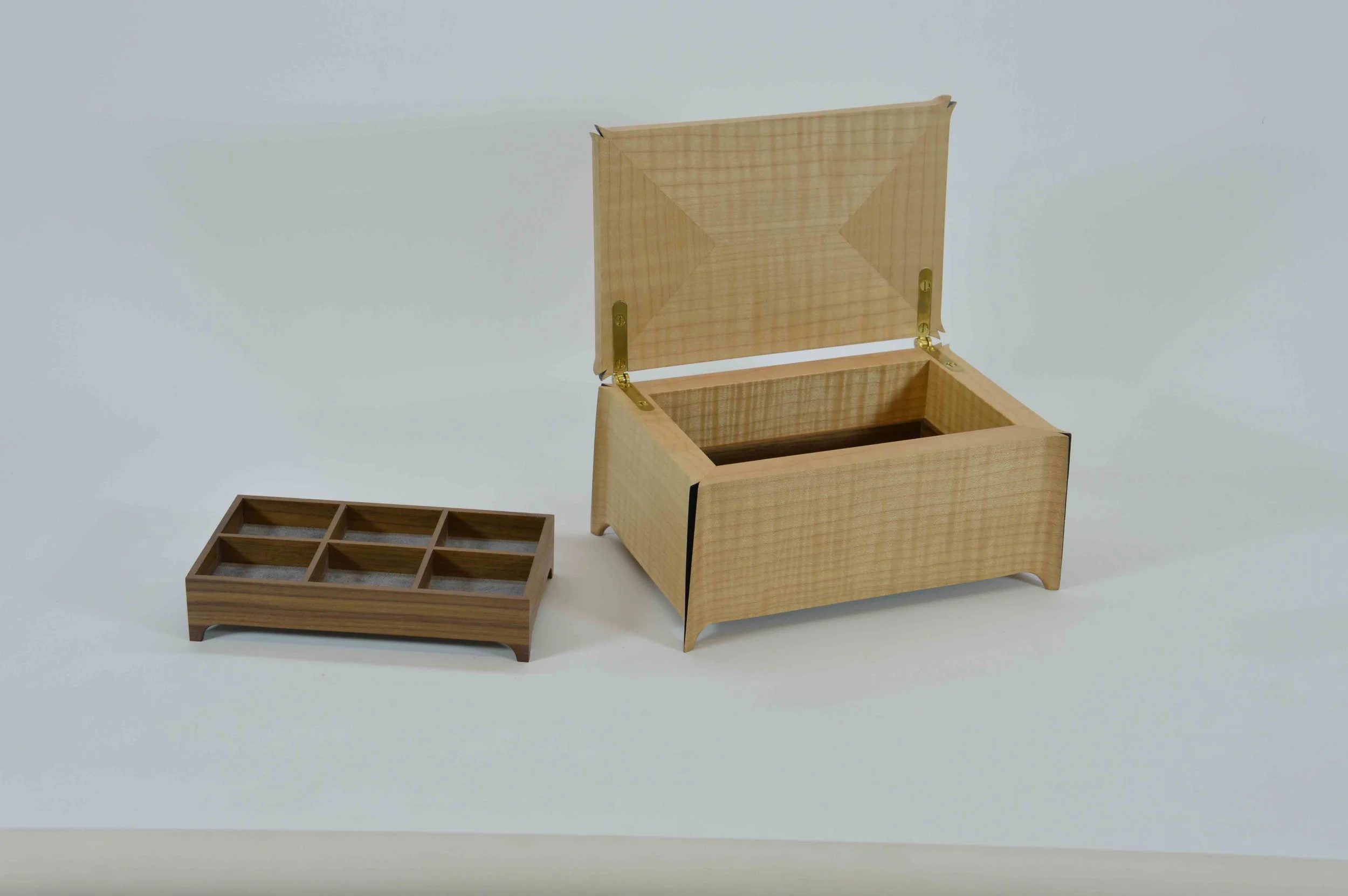 BOX 9.jpg
