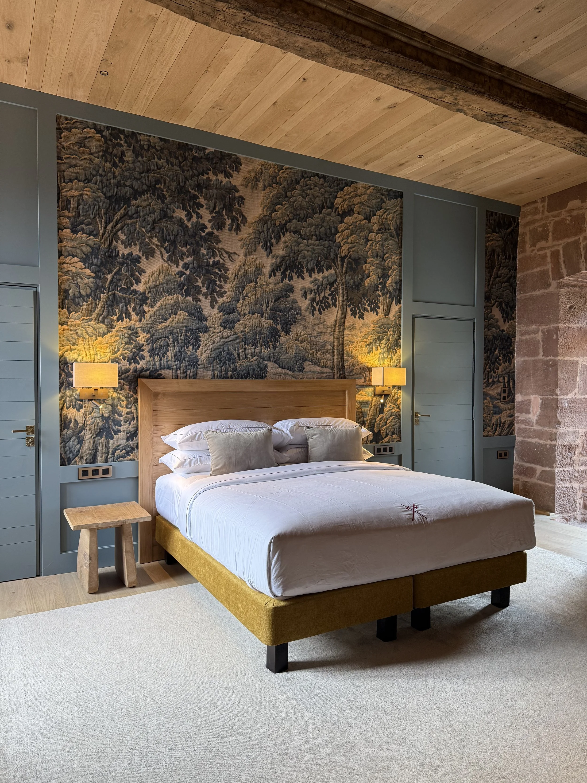 Lit King Size de la suite Collonges