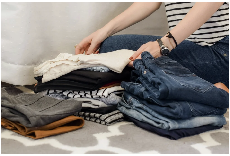 Why the “One-Year Rule” Is Lazy Spring Wardrobe Detox Advice! (and what to do instead)