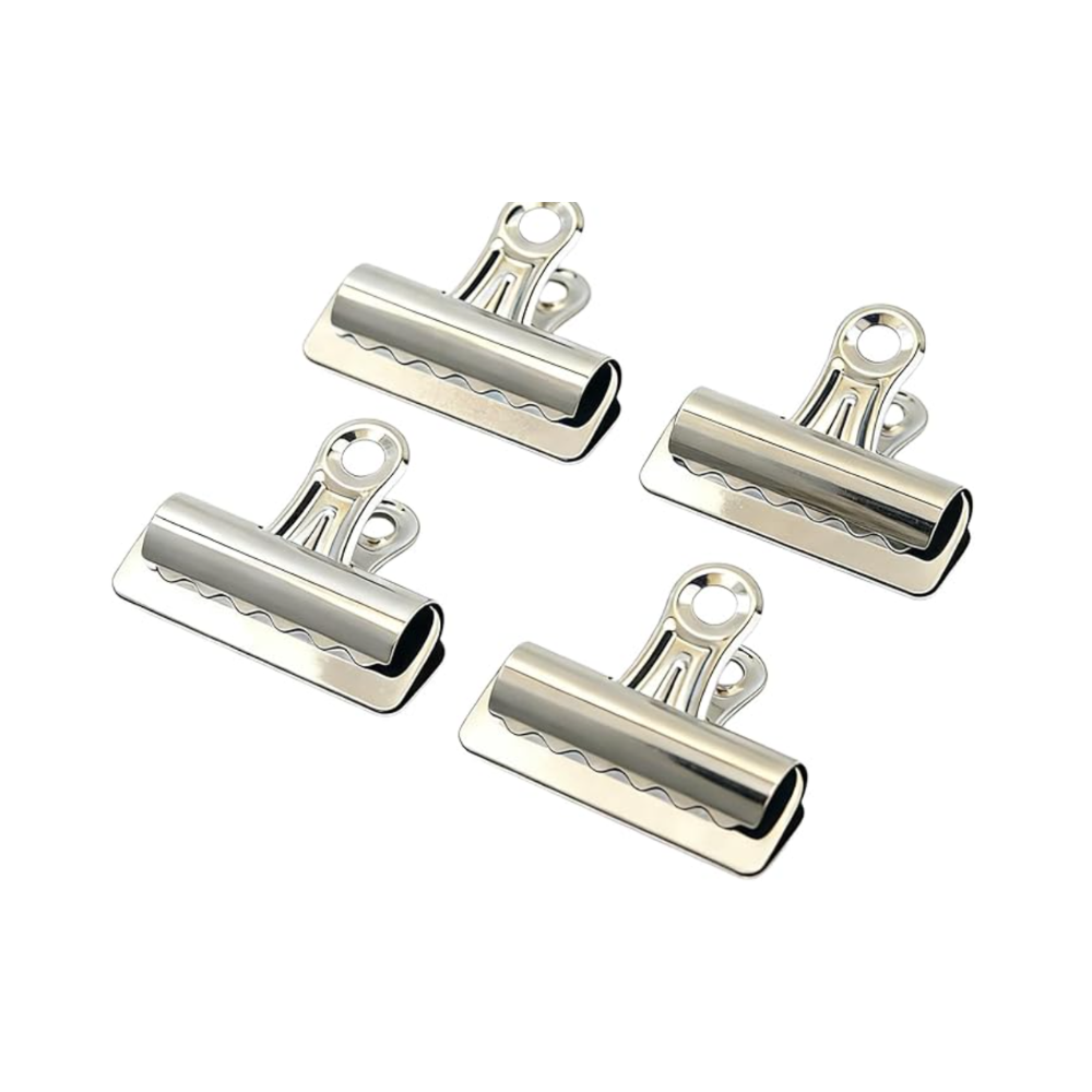 35 Aylbcz Bull Dog 3” Clips.png