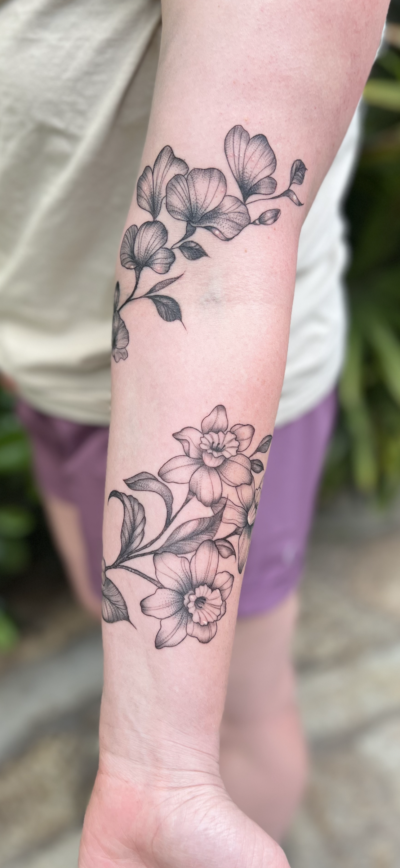 Fine-line florals by Telley