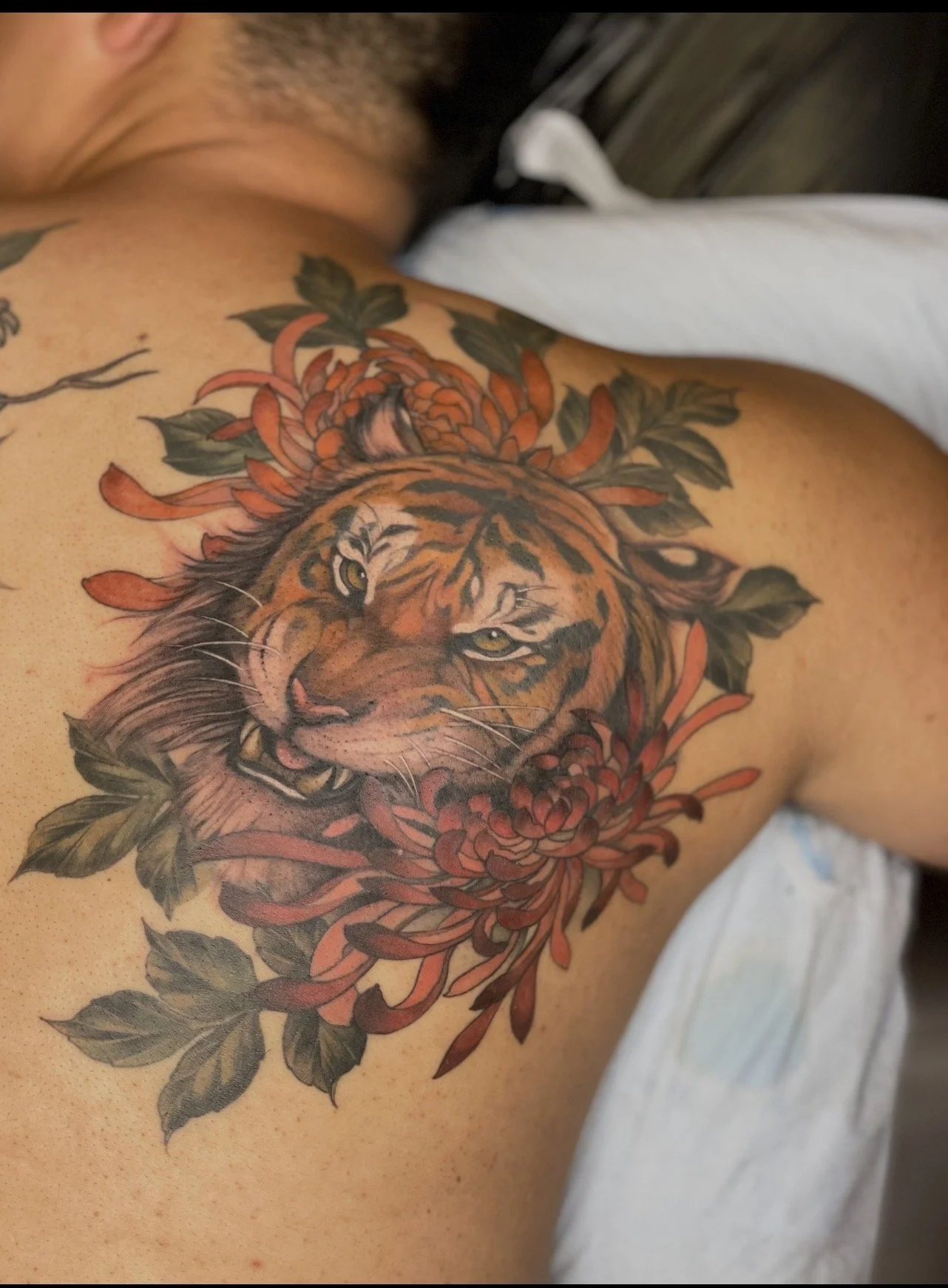 Japanese-tiger-color-tattoo-by Marie-Makowski.jpg
