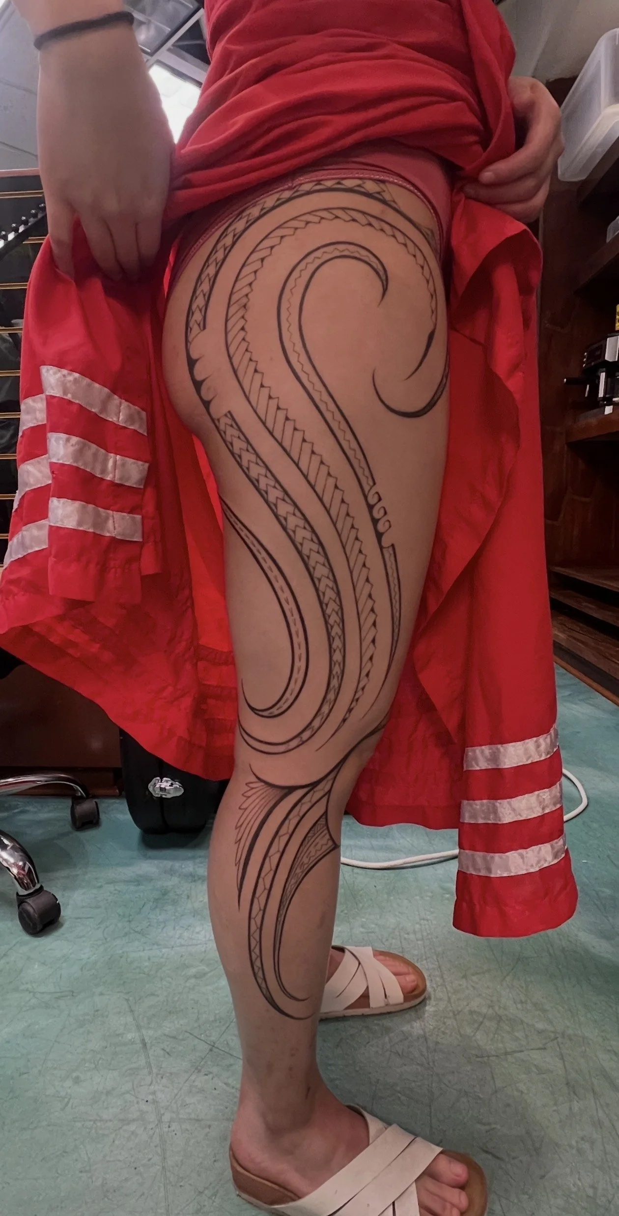 Polynesian leg Tattoo by Telley