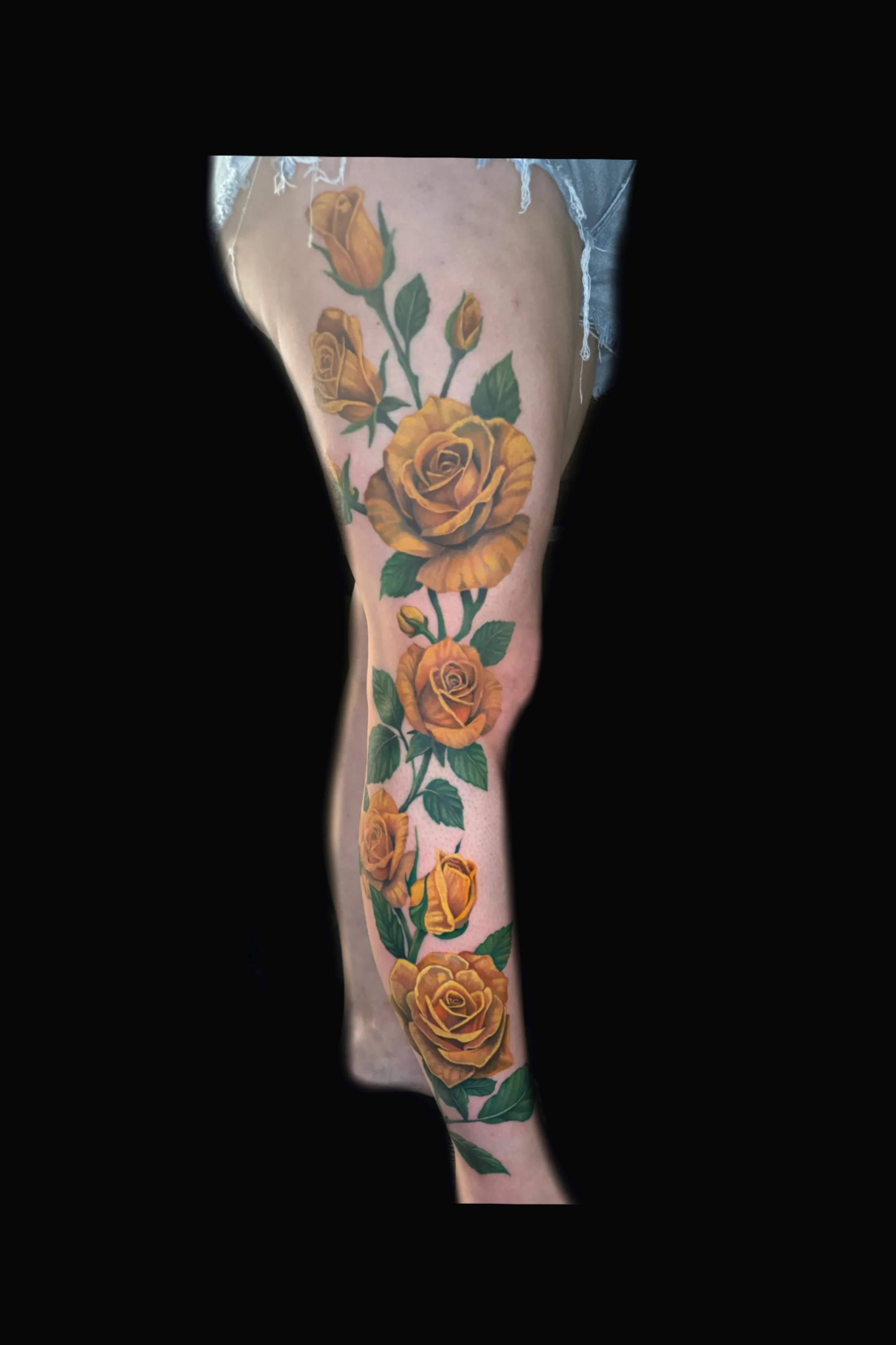 Yellow-realistic-roses-tattooed-by-Richie-Lucero-3.jpg