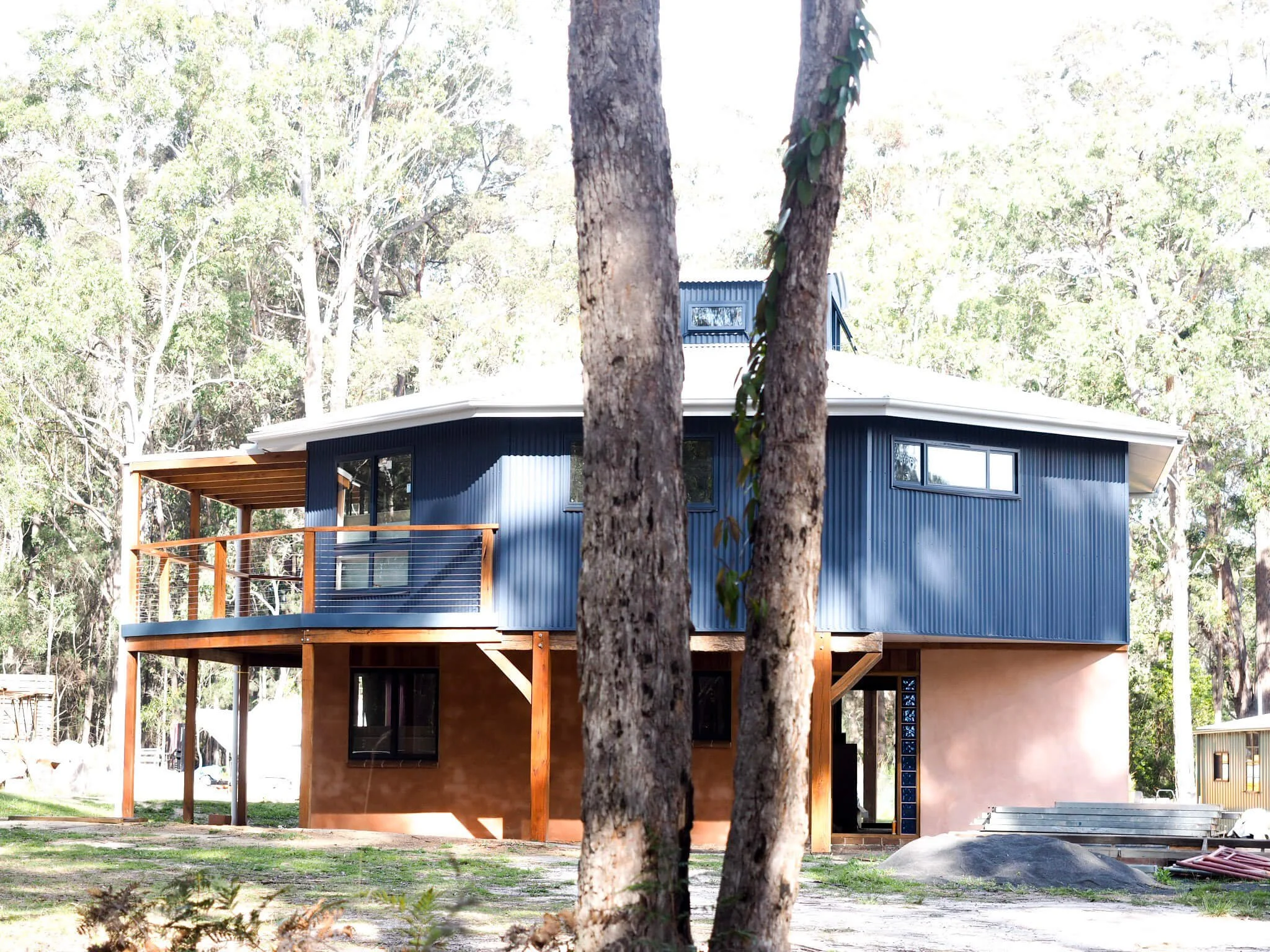 An image of home builders in the Bega Valley