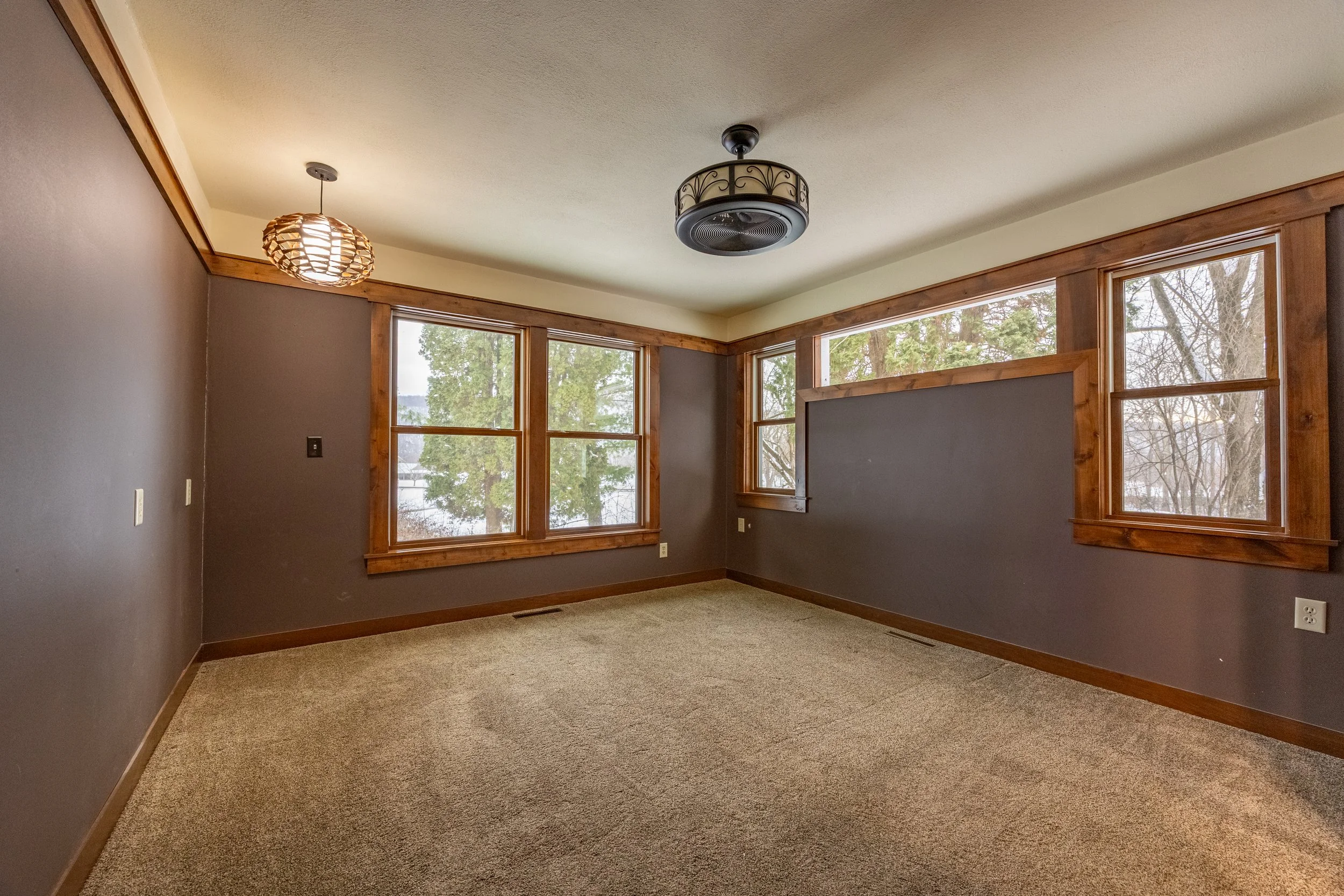 Real Estate Listing Photos