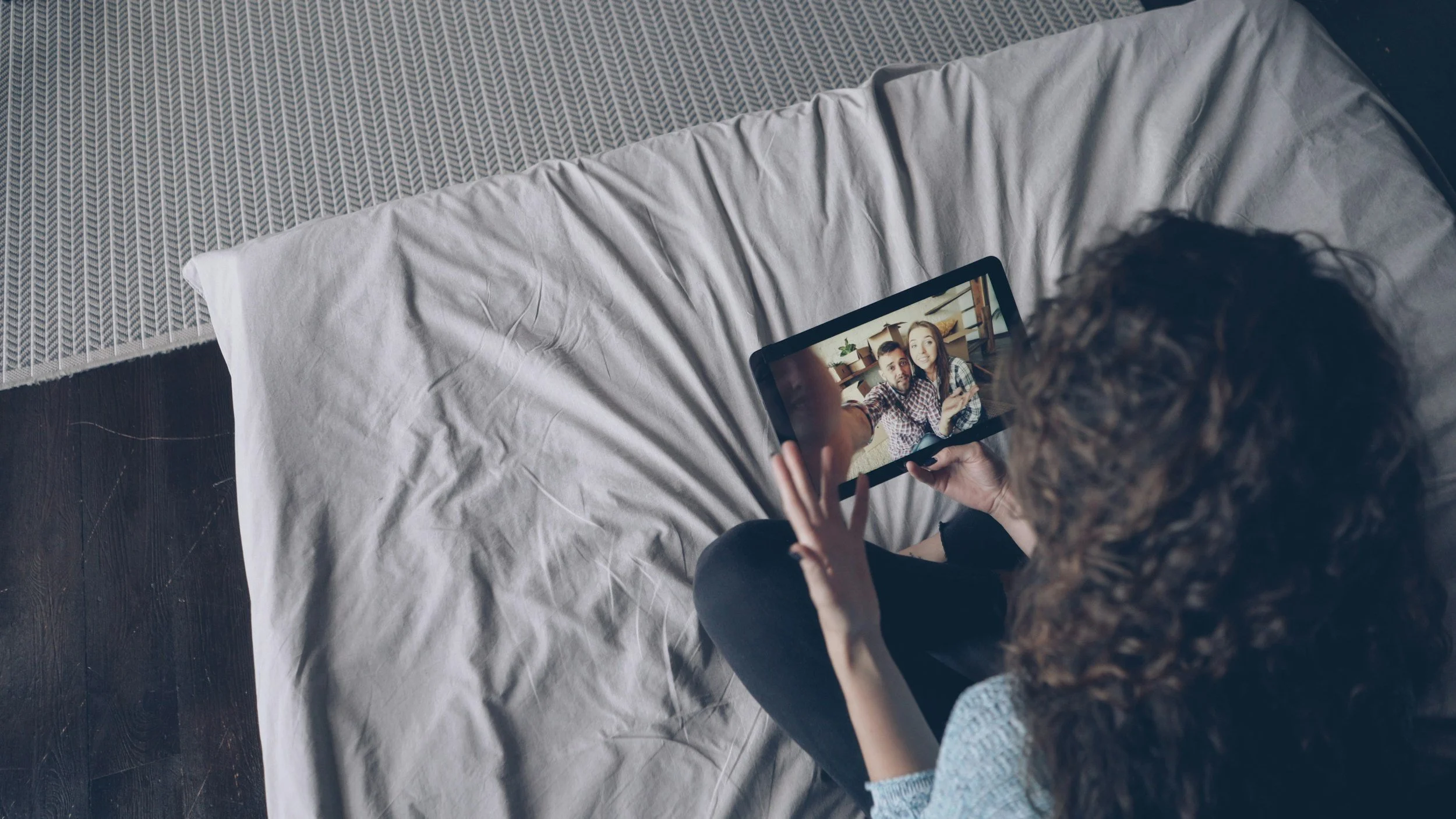 Navigating food and body image can be overwhelming. Find compassionate, supportive, structured virtual eating disorder care for adults in CA from your home.