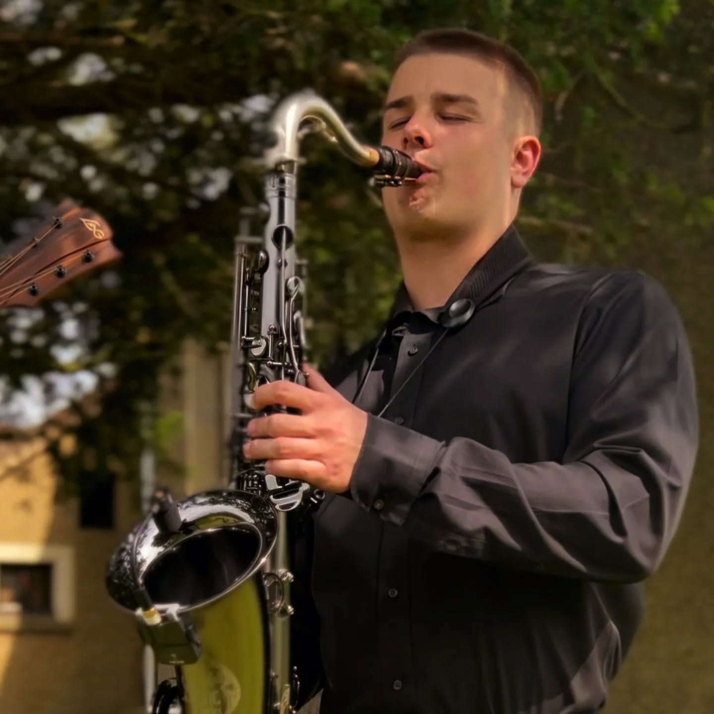 How many options do we provide you ask? Well, how long is a piece of string! 🧵

At Depictions Of Sound we want your day to go exactly as you envision it and to aid that we provide a plethora of entertainment types such as Sax + Guitar, Jazz Trio, Fu